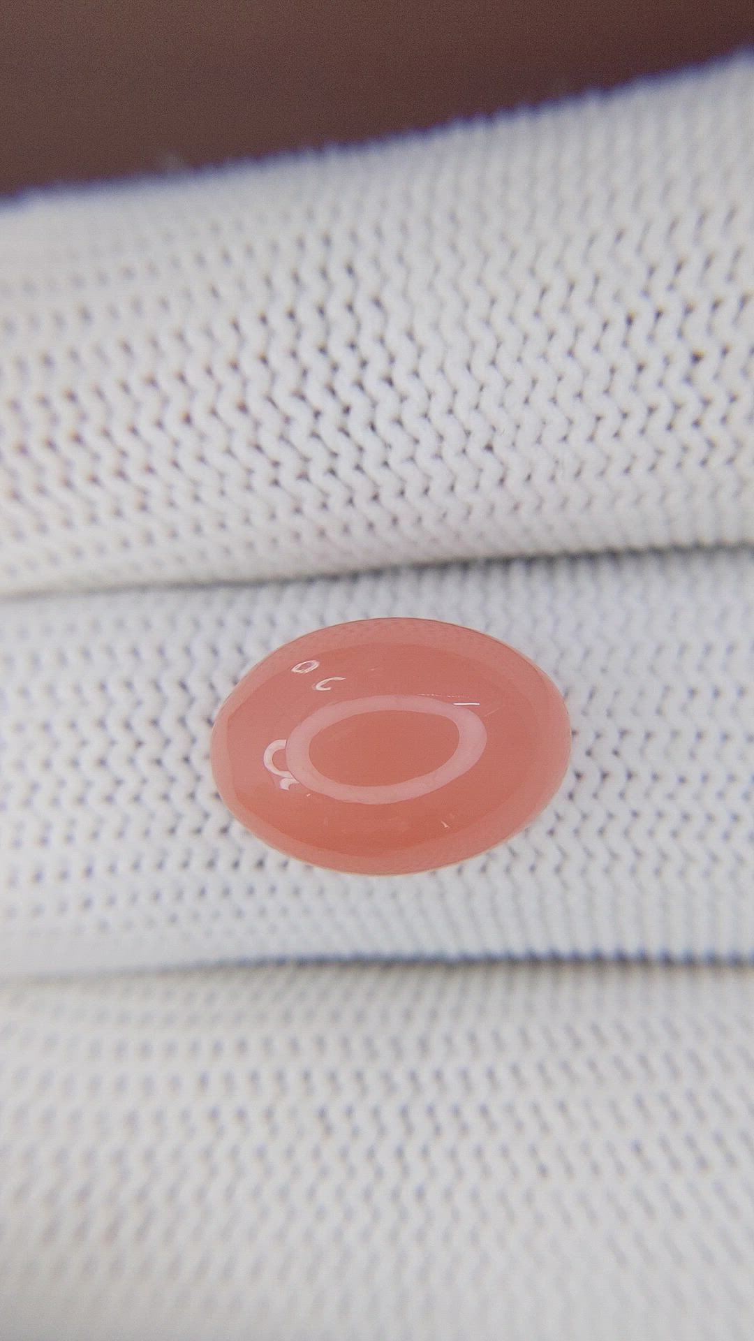 6.72 Ct. Cabochon Moonstone from Ceylon (Sri Lanka) Size Video