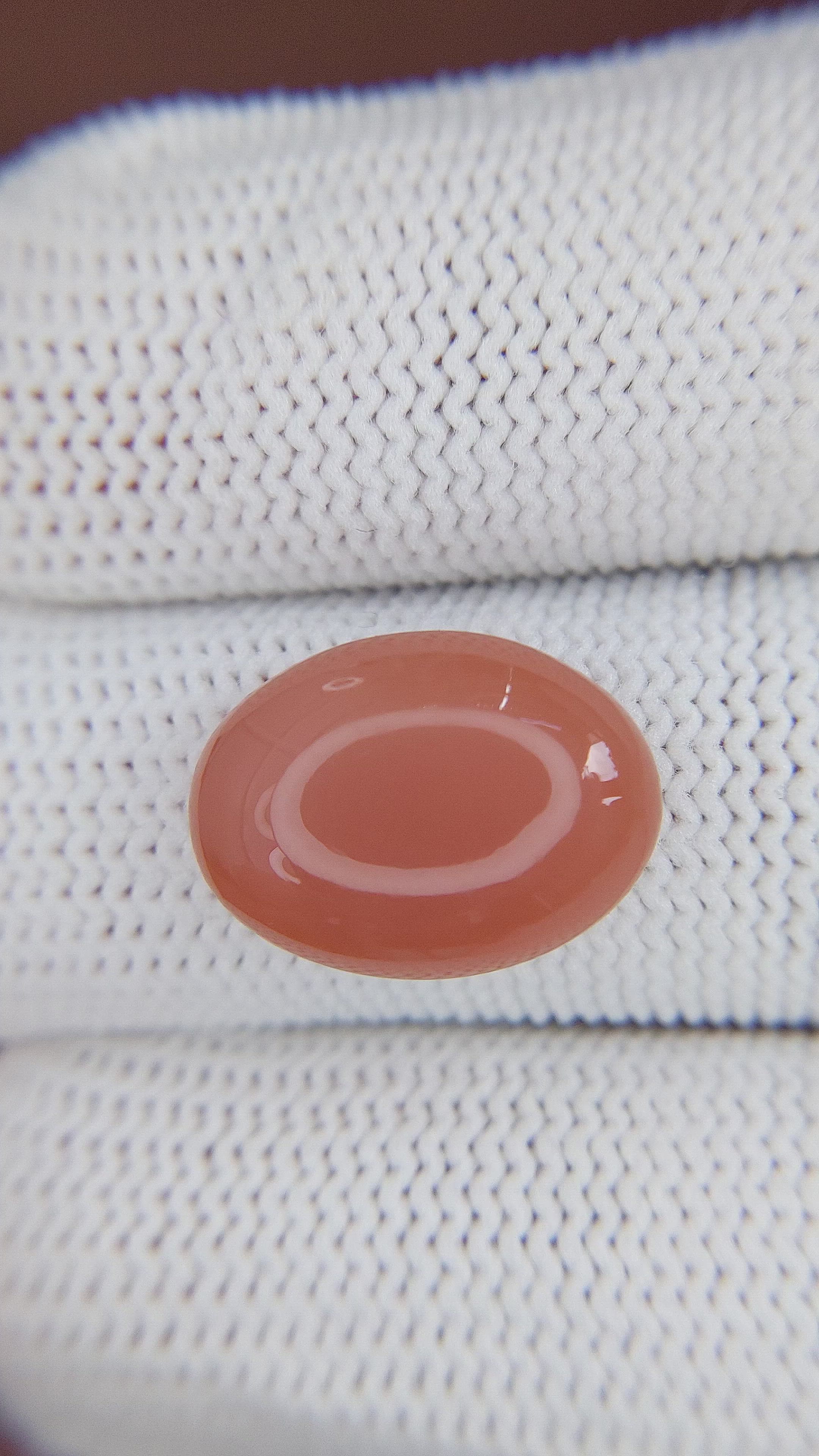 8.47 Ct. Cabochon Moonstone from Ceylon (Sri Lanka) Size Video