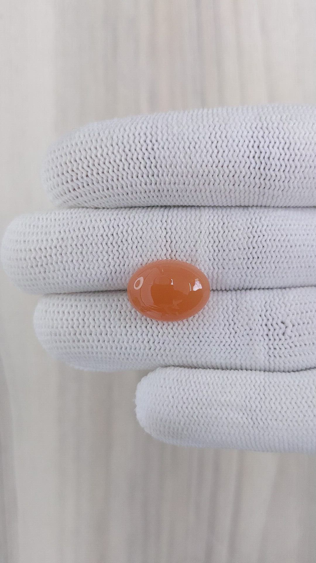 9.44 Ct. Cabochon Moonstone from Ceylon (Sri Lanka) Size Video