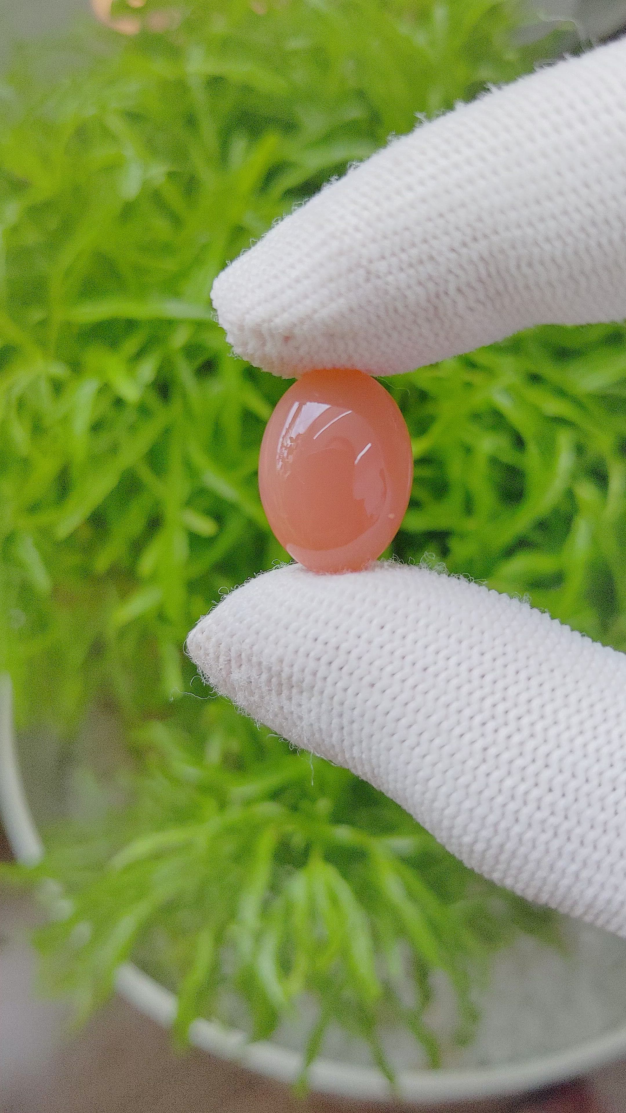 9.44 Ct. Cabochon Moonstone from Ceylon (Sri Lanka) Size Video