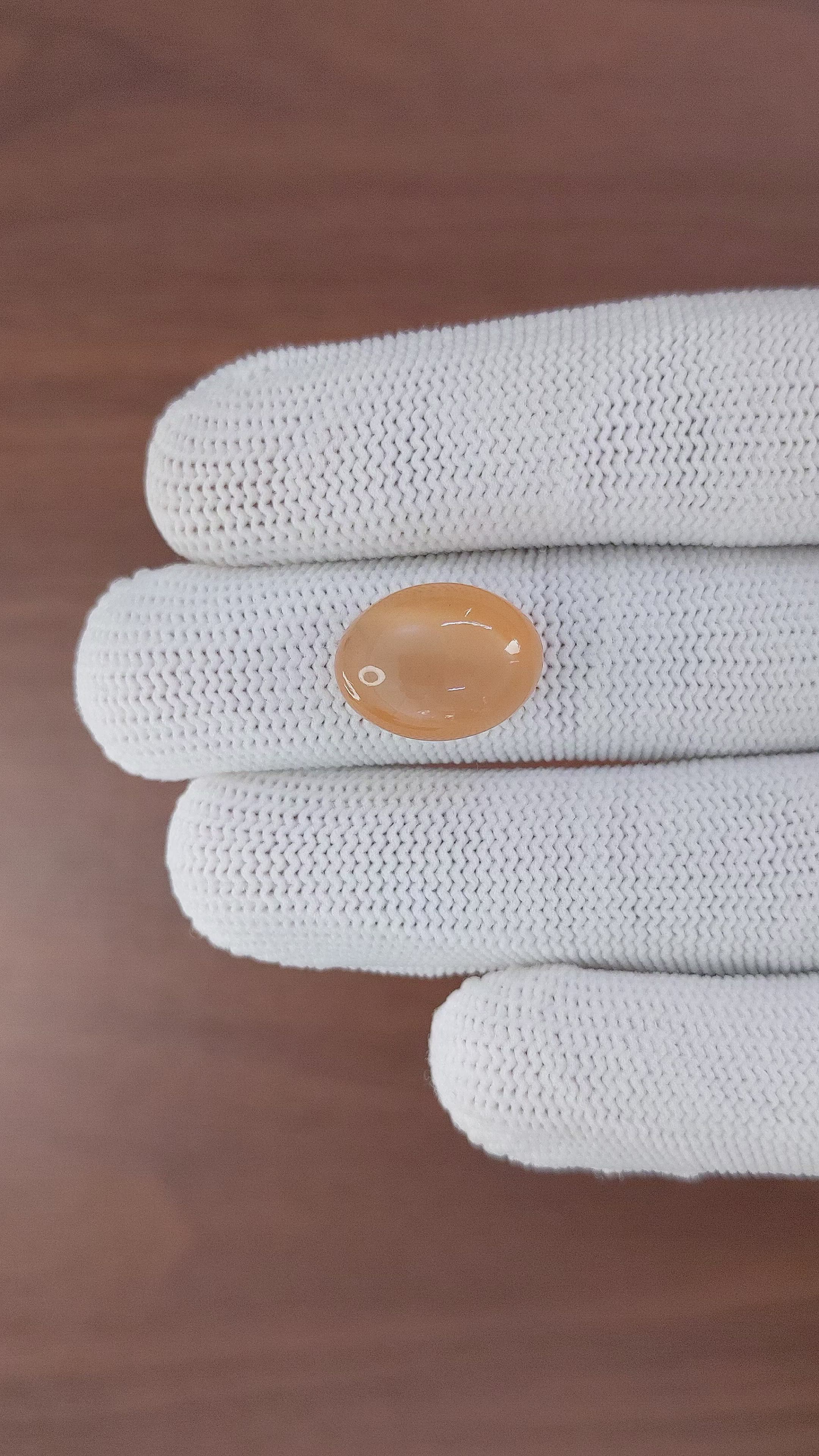 8.44 Ct. Cabochon Moonstone from Ceylon (Sri Lanka) Size Video