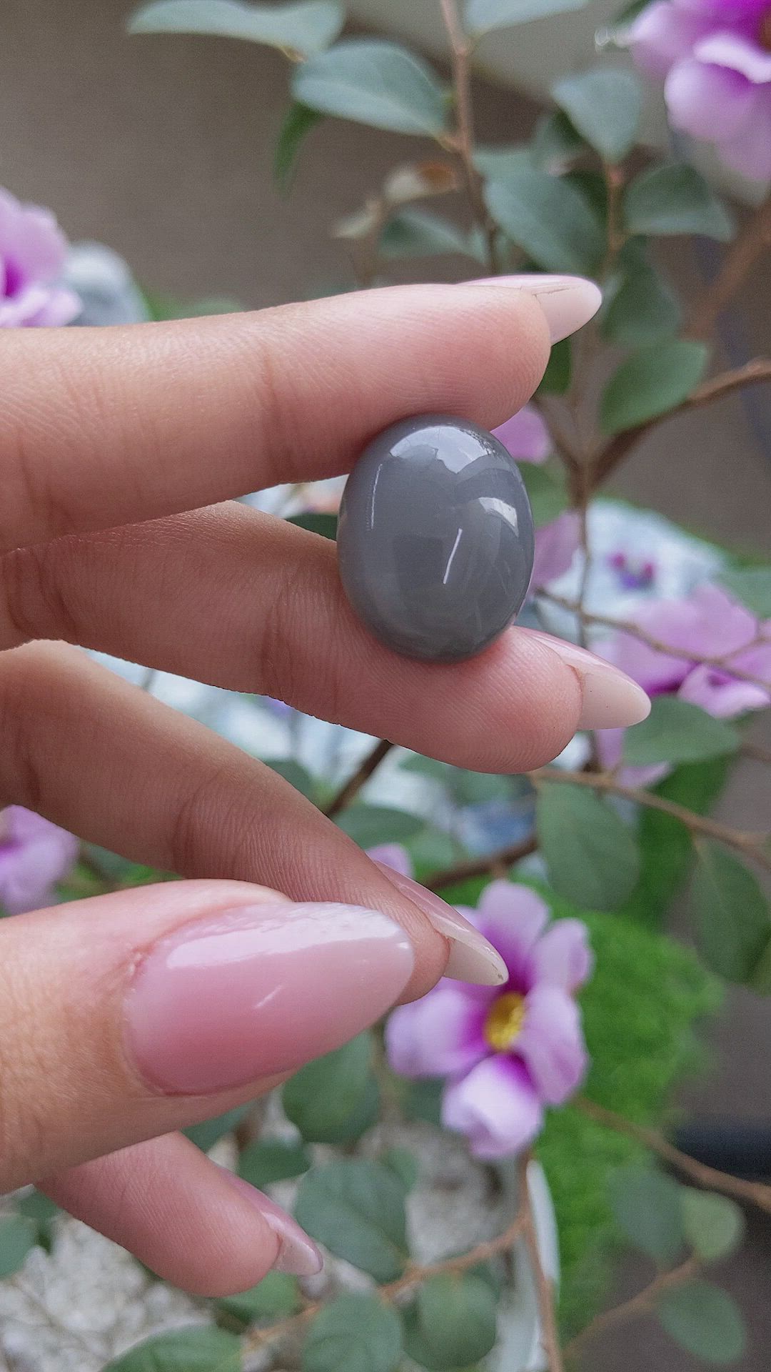 22.87 Ct. Cabochon Moonstone from Ceylon (Sri Lanka) Size Video