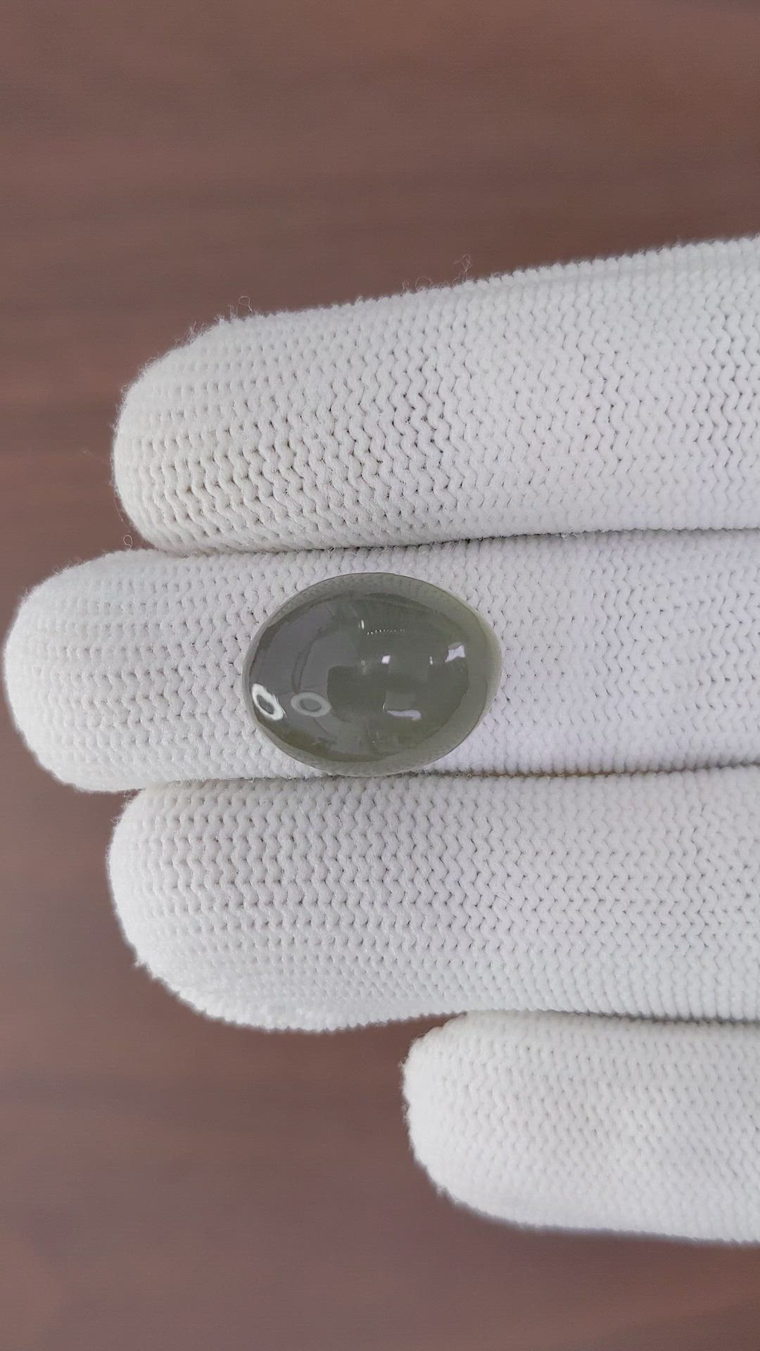 19.21 Ct. Cabochon Moonstone from Ceylon (Sri Lanka) Size Video