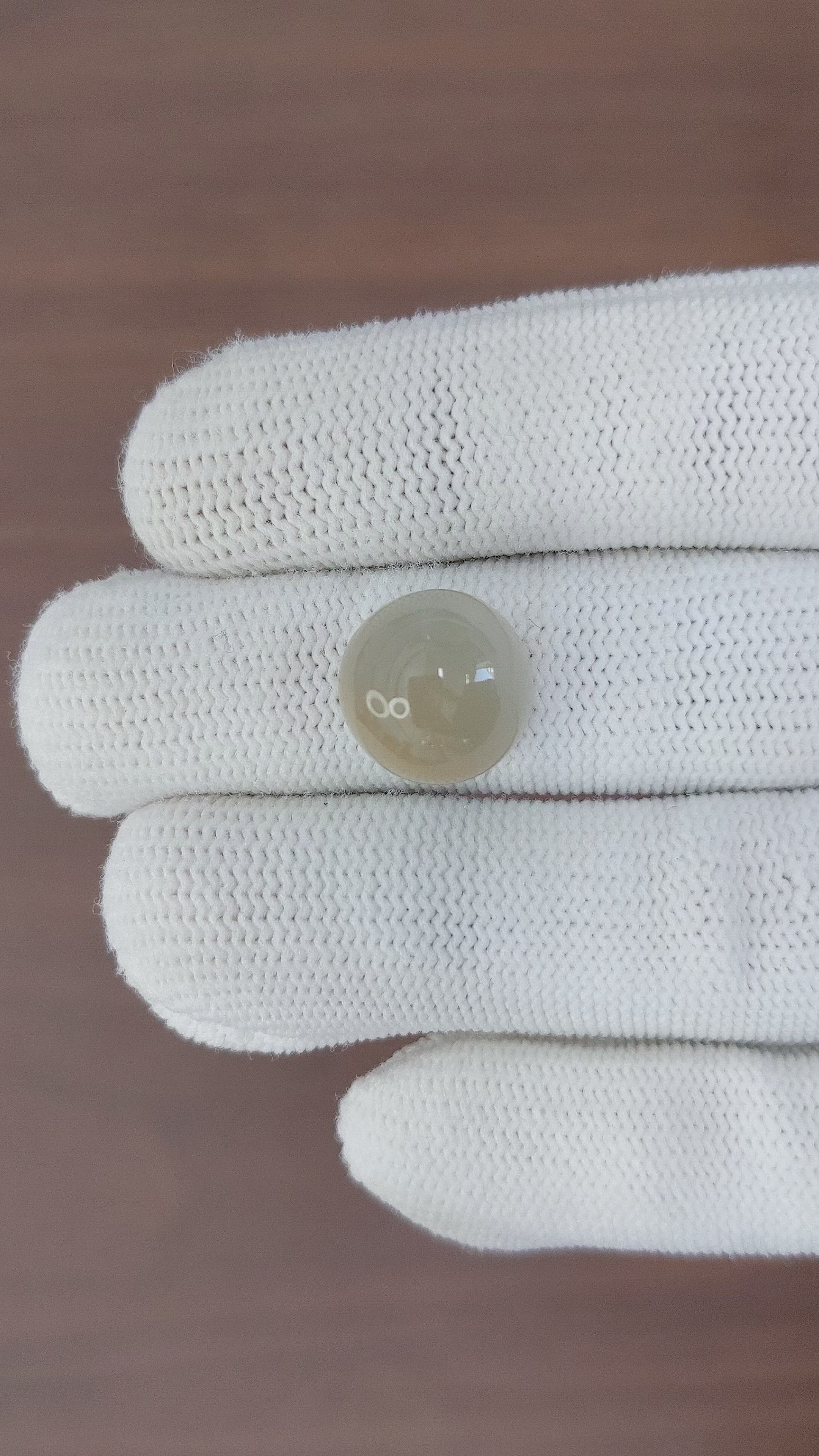 10.48 Ct. Cabochon Moonstone from Ceylon (Sri Lanka) Size Video