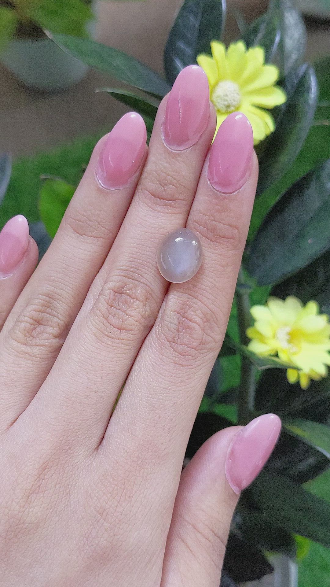 5.58 Ct. Cabochon Moonstone from Ceylon (Sri Lanka) Size Video