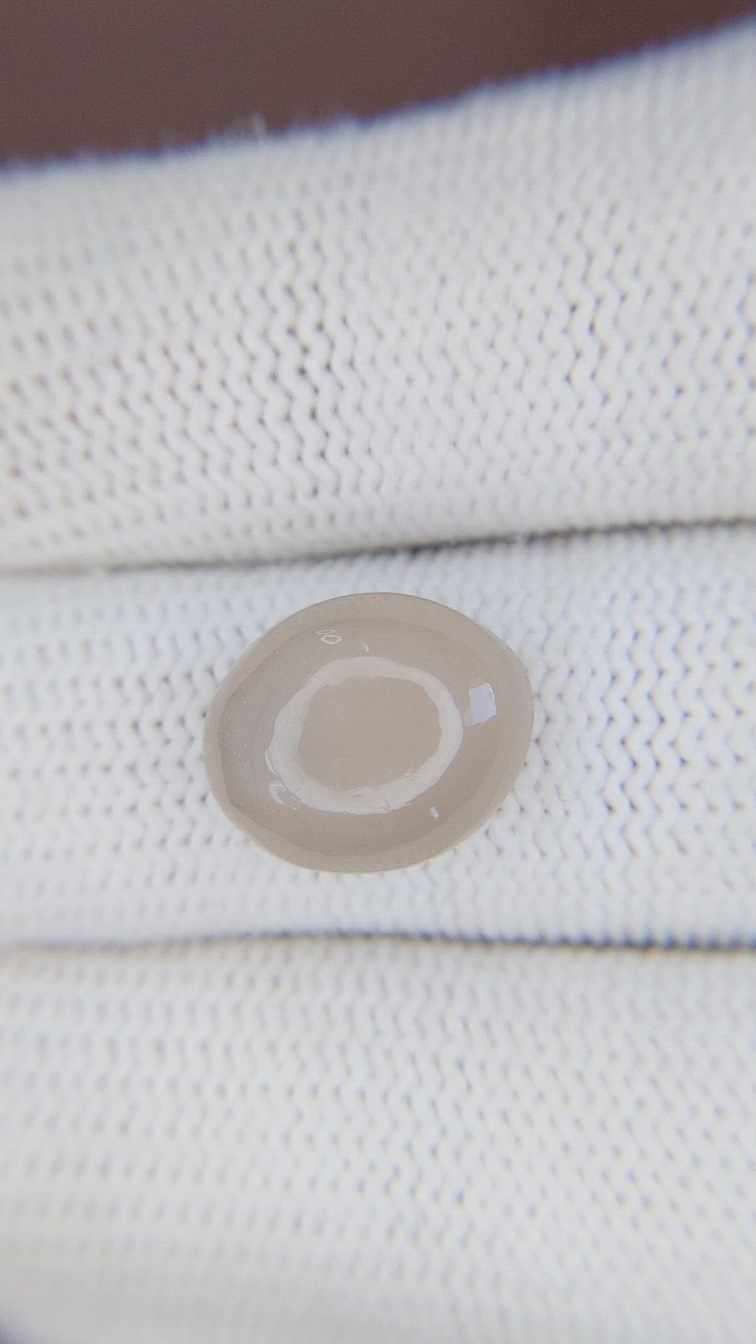 5.58 Ct. Cabochon Moonstone from Ceylon (Sri Lanka) Size Video
