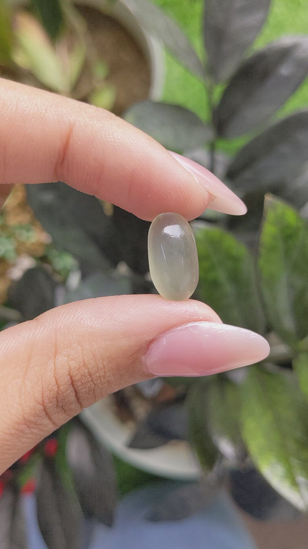 6.65 Ct. Cabochon Moonstone from Ceylon (Sri Lanka) Size Video