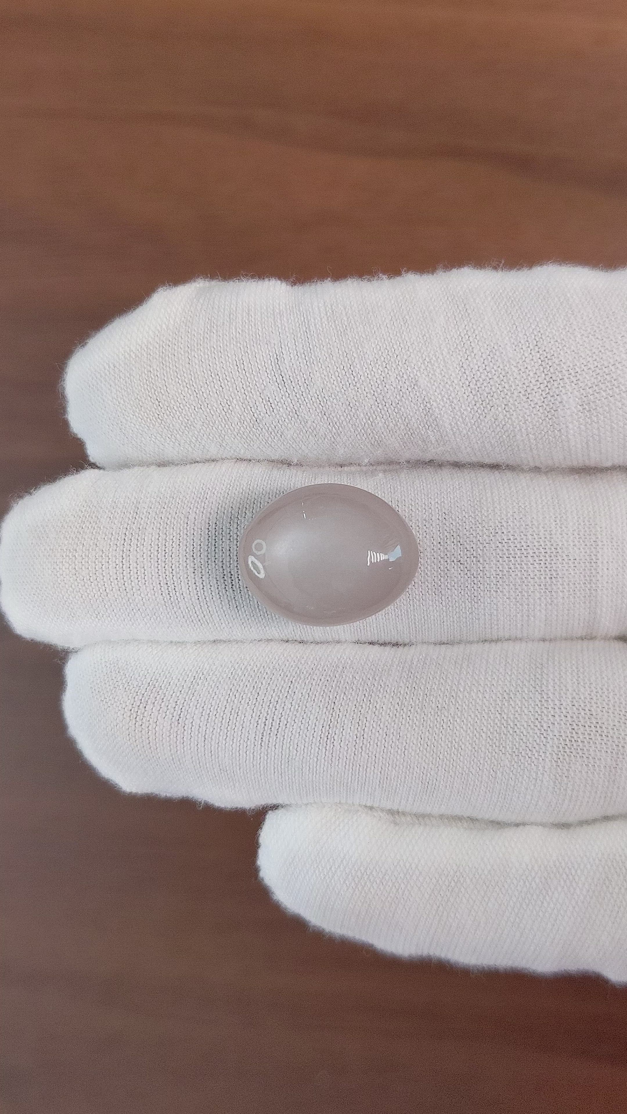 15.36 Ct. Cabochon Moonstone from Ceylon (Sri Lanka) Size Video