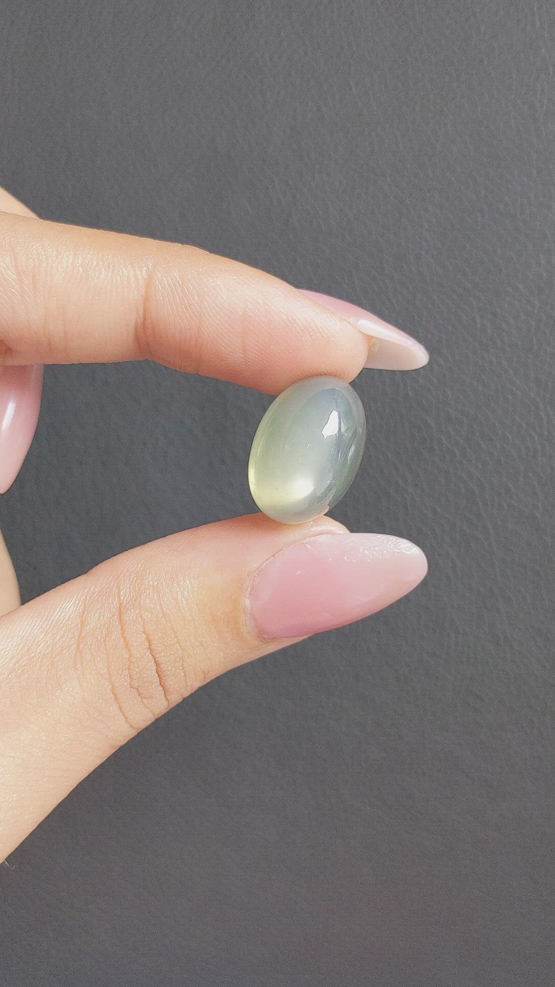 21.23 Ct. Cabochon Moonstone from Ceylon (Sri Lanka) Size Video