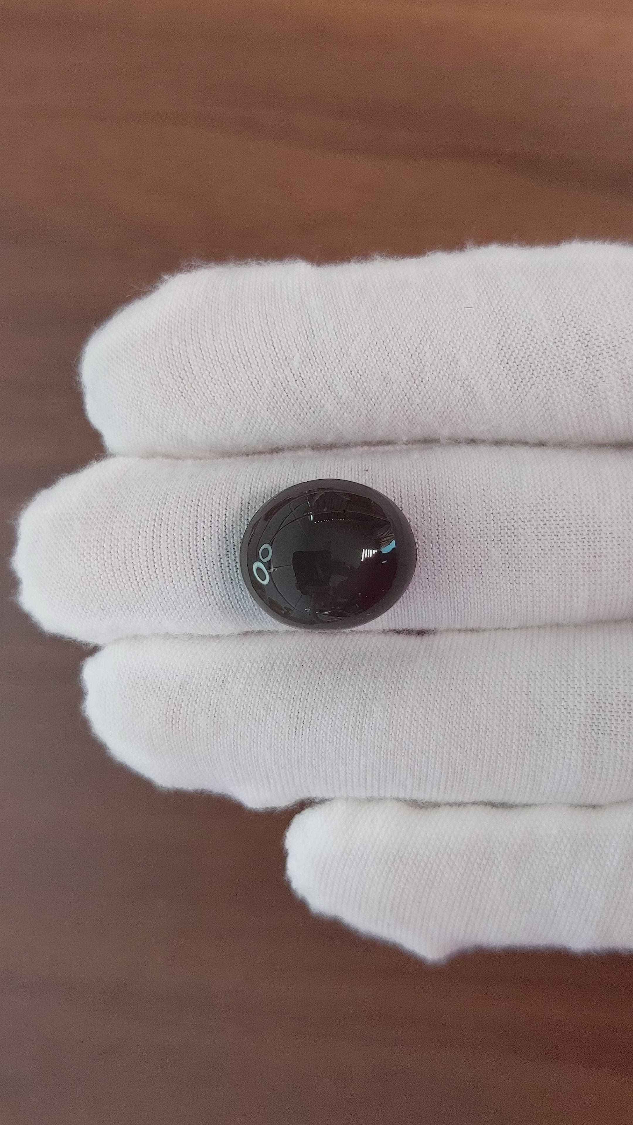 11.66 Ct. Cabochon Moonstone from Ceylon (Sri Lanka) Size Video