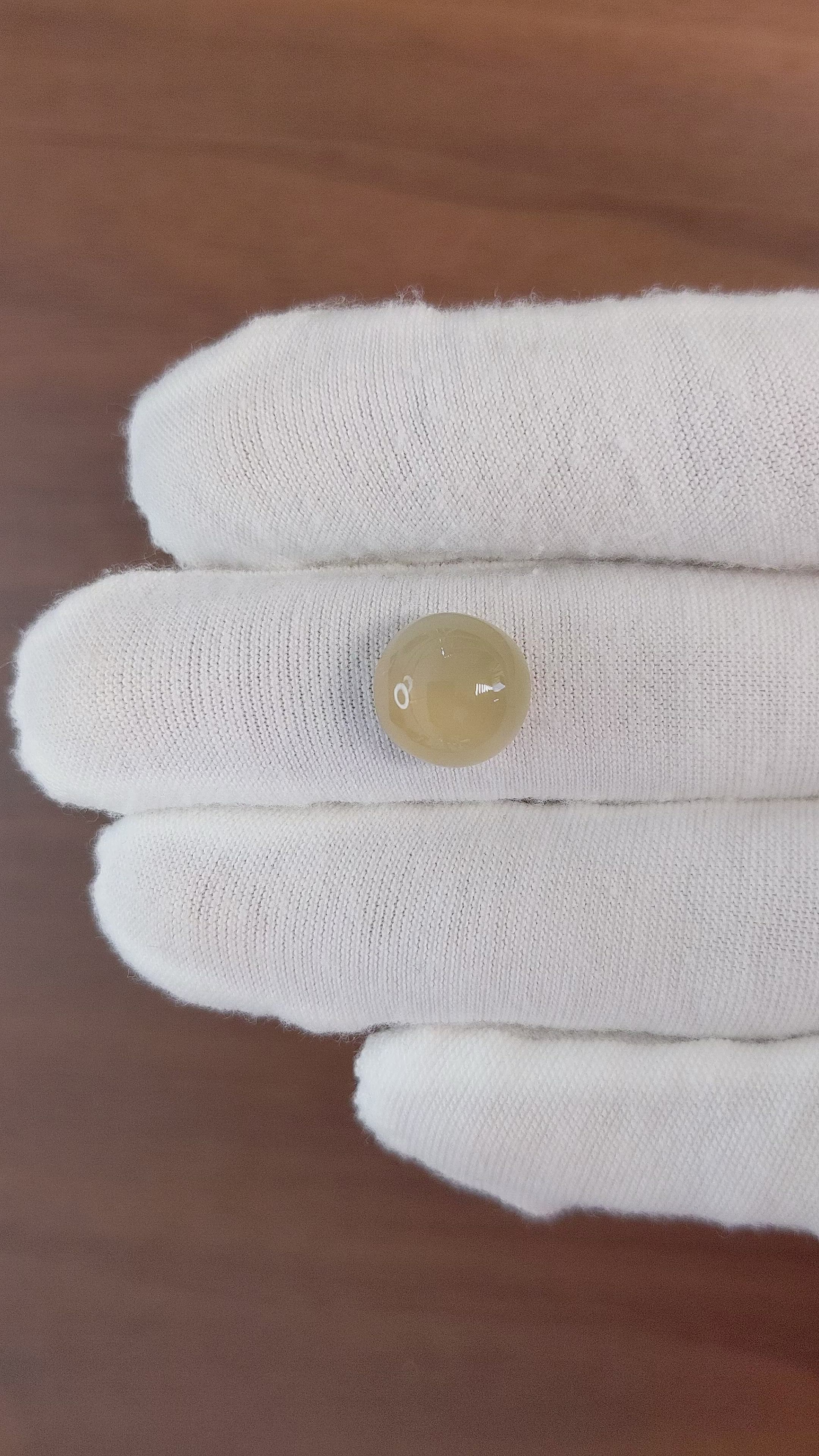 6.21 Ct. Cabochon Moonstone from Ceylon (Sri Lanka) Size Video
