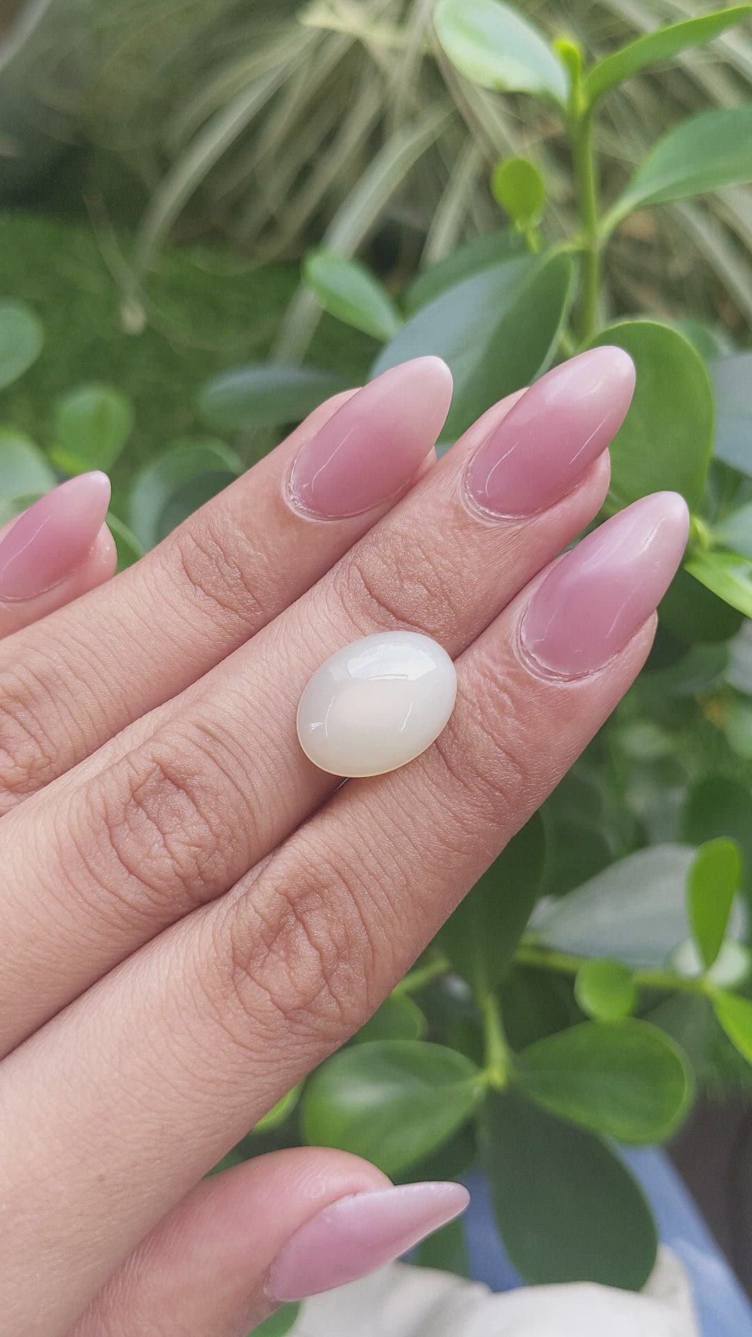 6.61 Ct. Cabochon Moonstone from Ceylon (Sri Lanka) Size Video