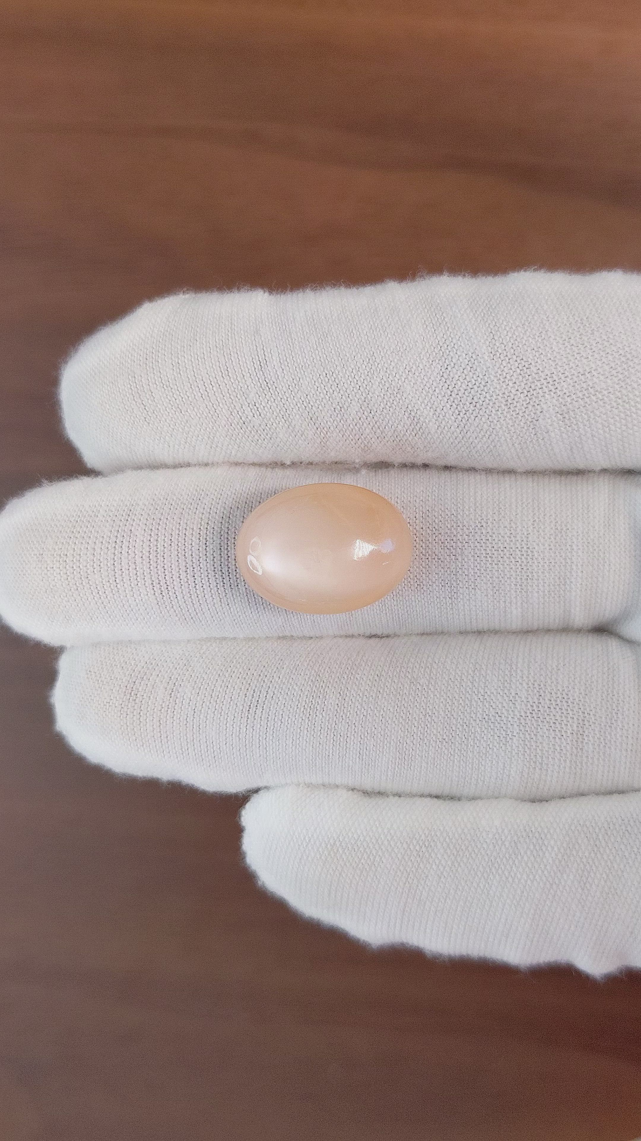 13.58 Ct. Cabochon Moonstone from Ceylon (Sri Lanka) Size Video