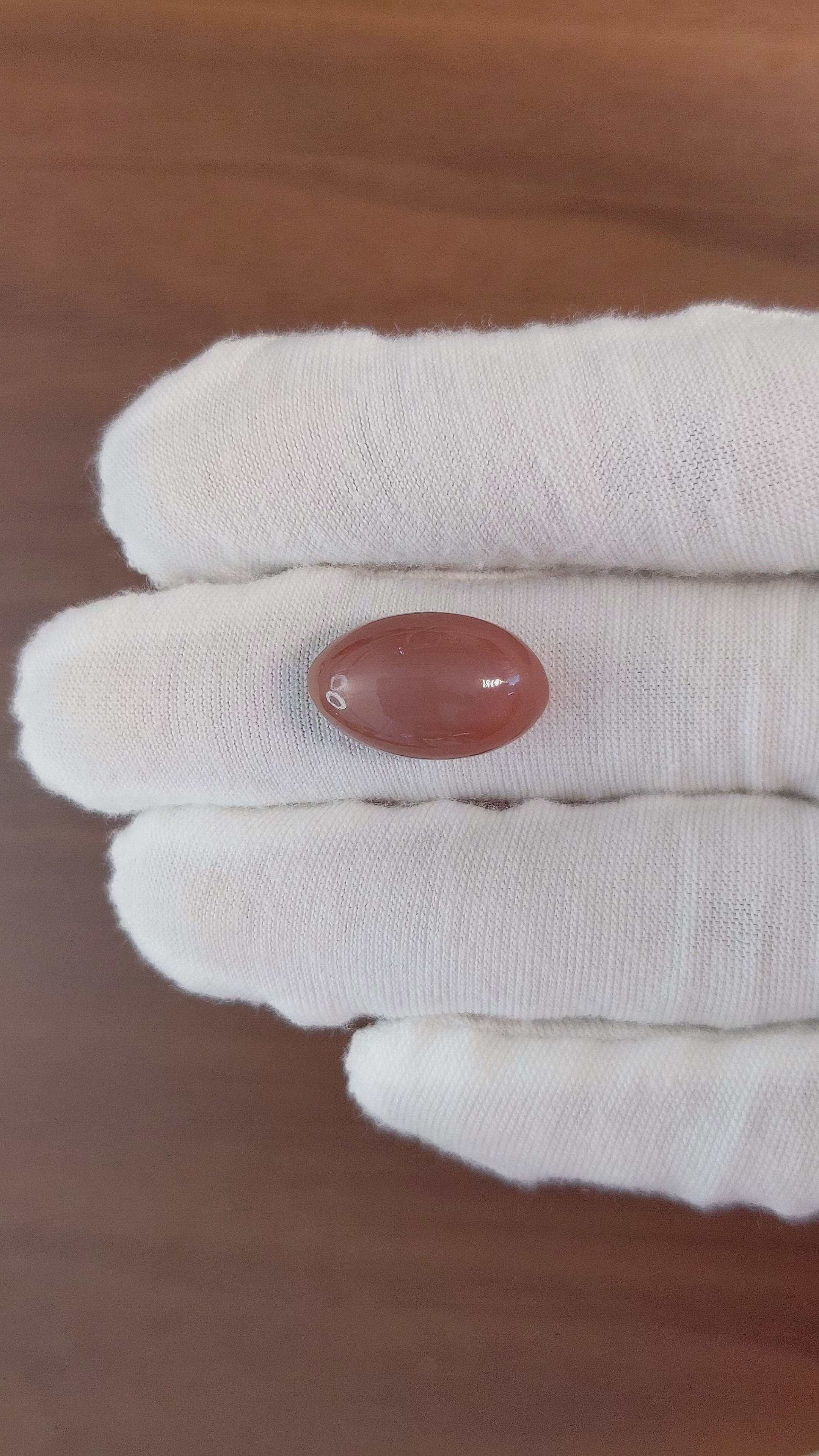 11.61 Ct. Cabochon Moonstone from Ceylon (Sri Lanka) Size Video