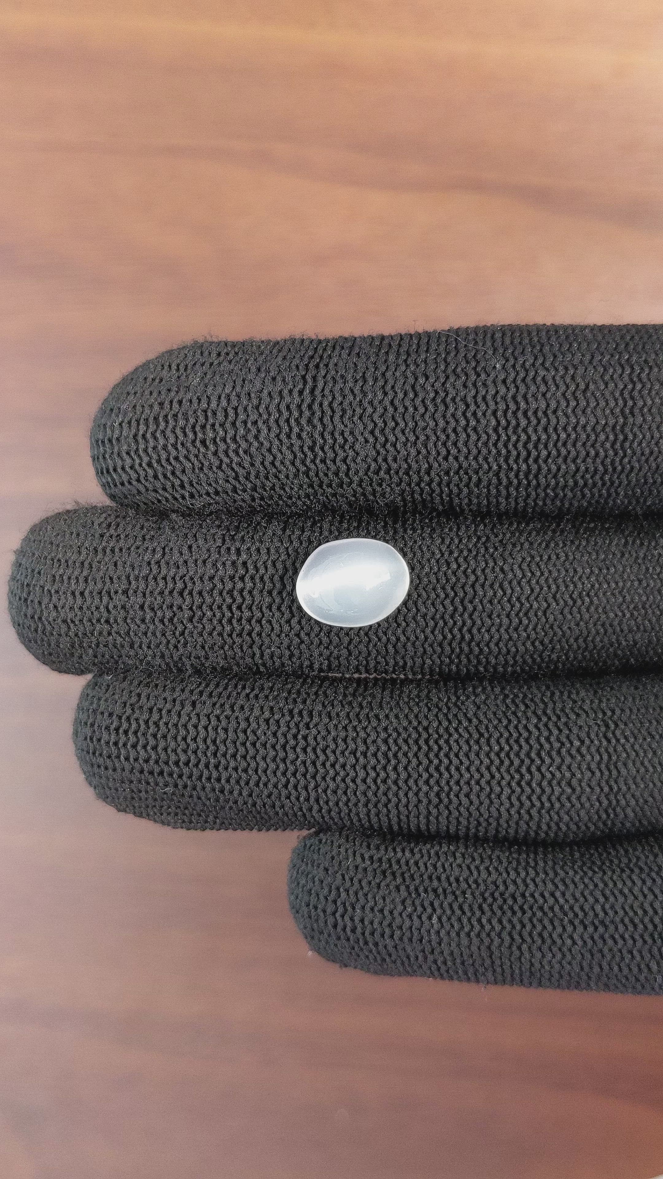 4.12 Ct. Cabochon Moonstone from Ceylon (Sri Lanka) Size Video