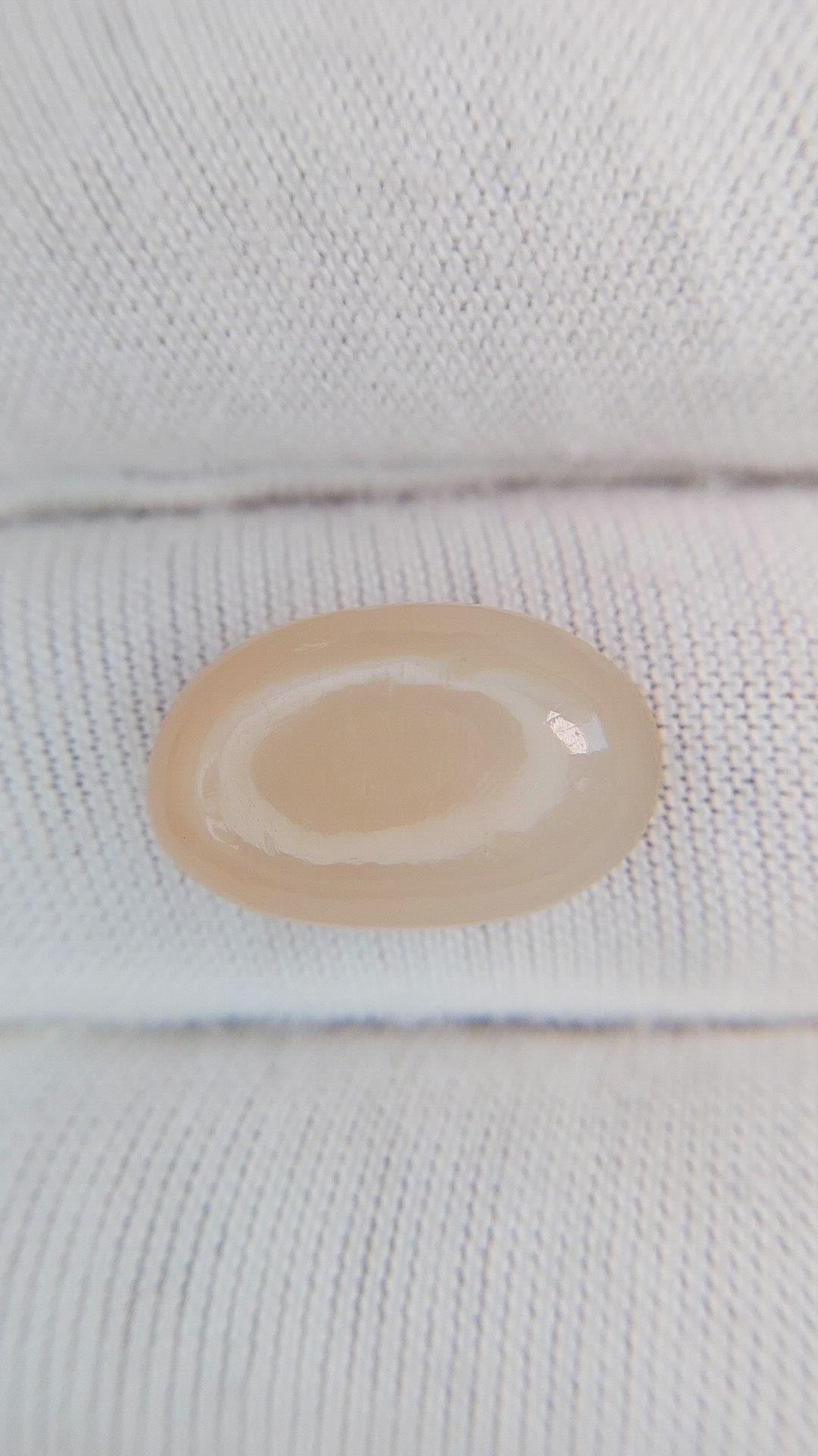 6.02 Ct. Cabochon Moonstone from Ceylon (Sri Lanka) Size Video