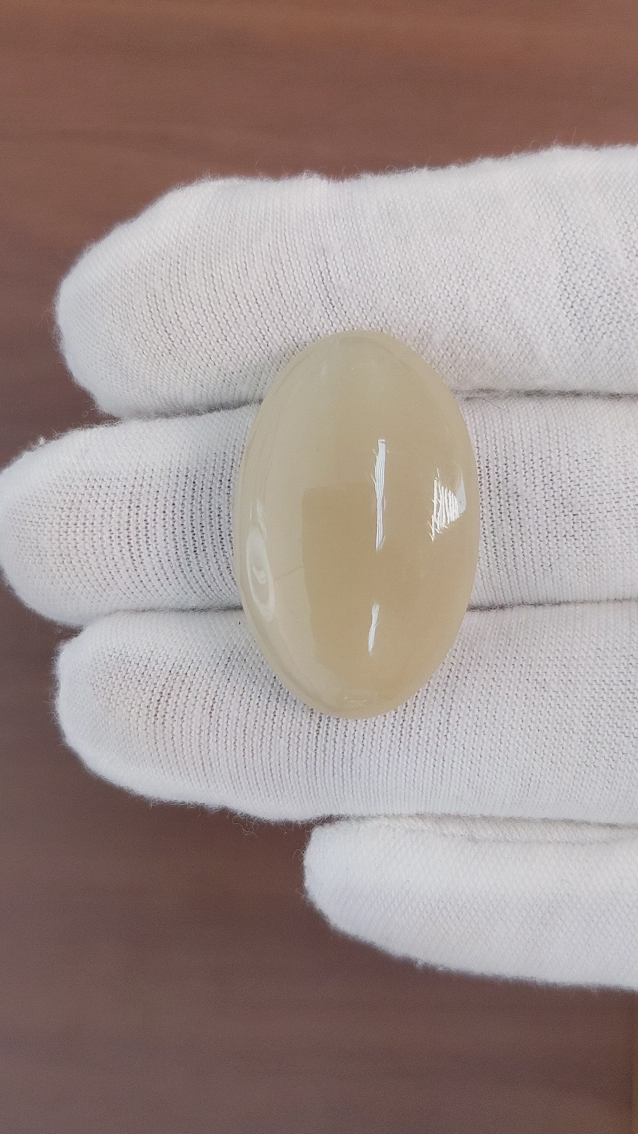 34.36 Ct. Cabochon Moonstone from Ceylon (Sri Lanka) Size Video