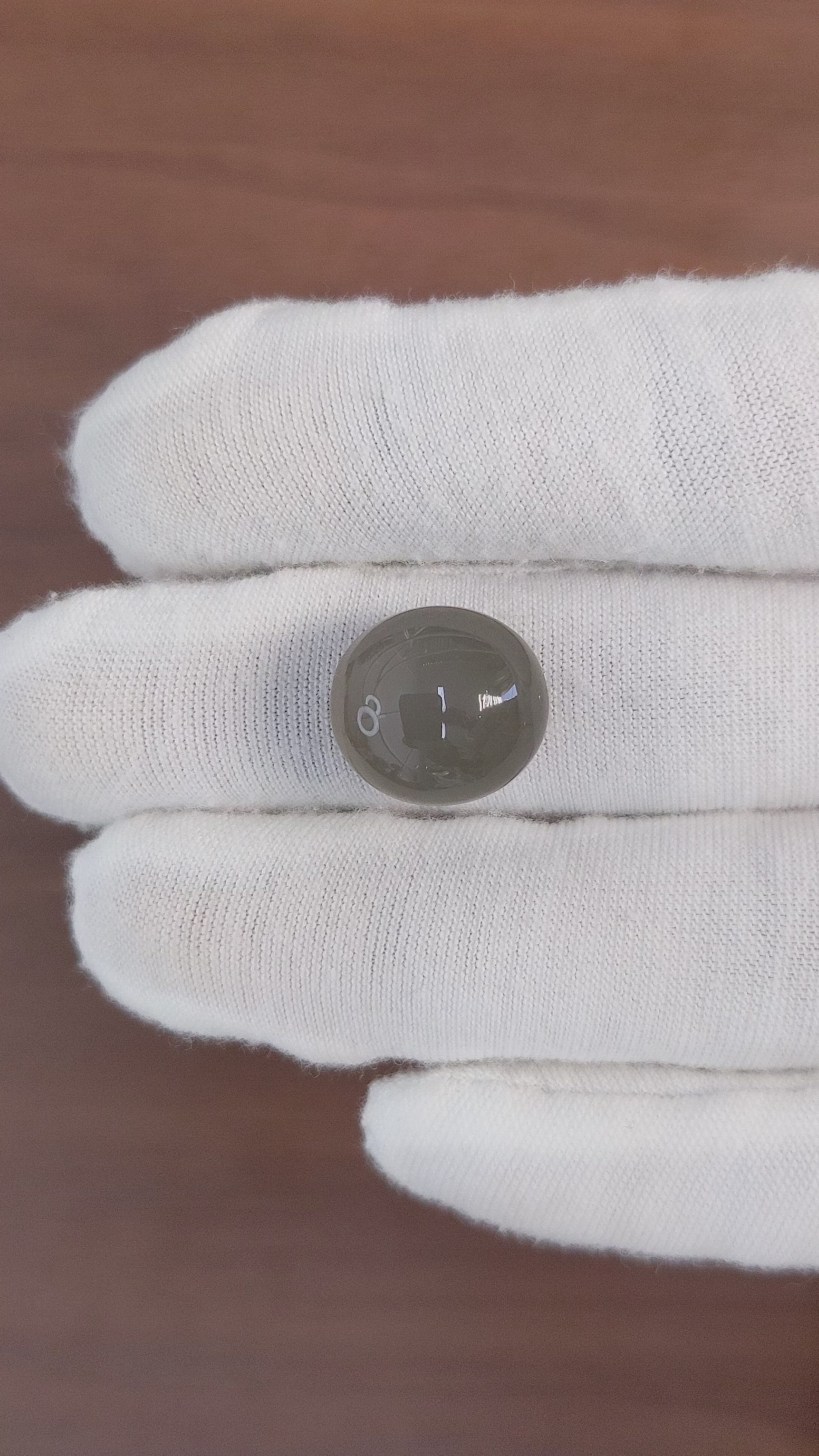 14.50 Ct. Cabochon Moonstone from Ceylon (Sri Lanka) Size Video