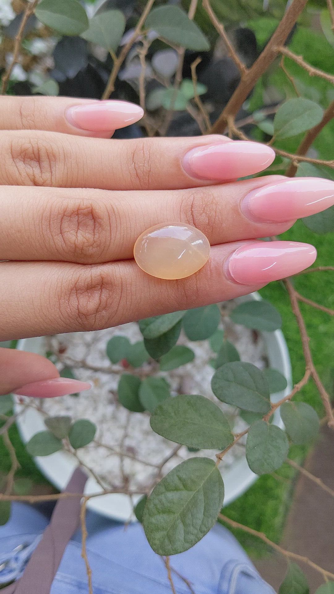 11.11 Ct. Cabochon Moonstone from Ceylon (Sri Lanka) Size Video