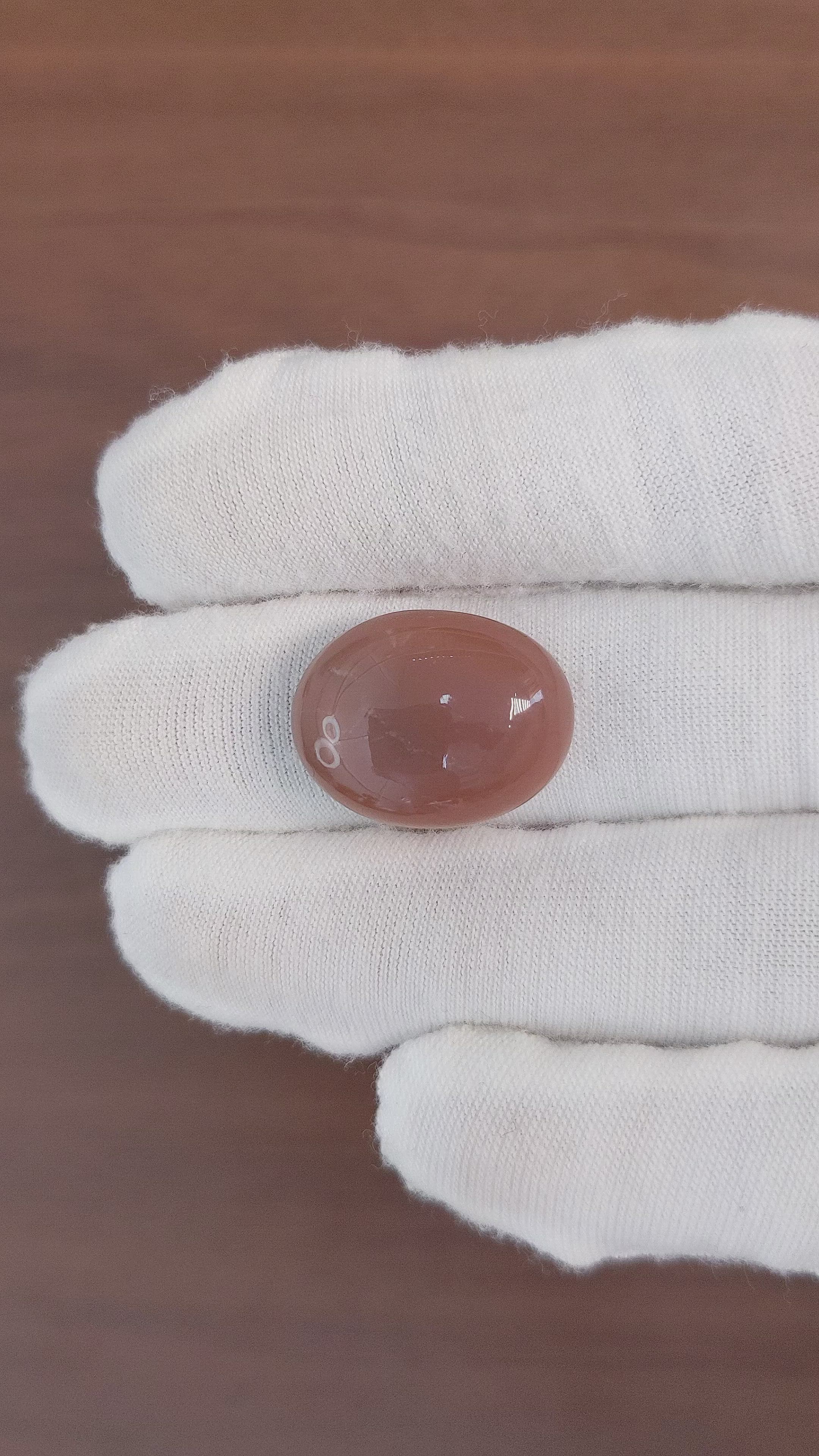 19.01 Ct. Cabochon Moonstone from Ceylon (Sri Lanka) Size Video