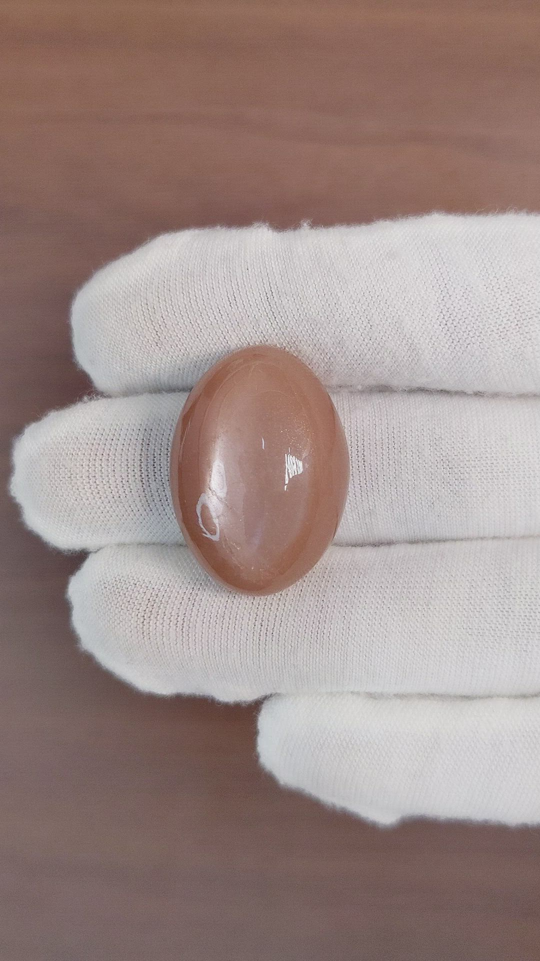 45.34 Ct. Cabochon Moonstone from Ceylon (Sri Lanka) Size Video