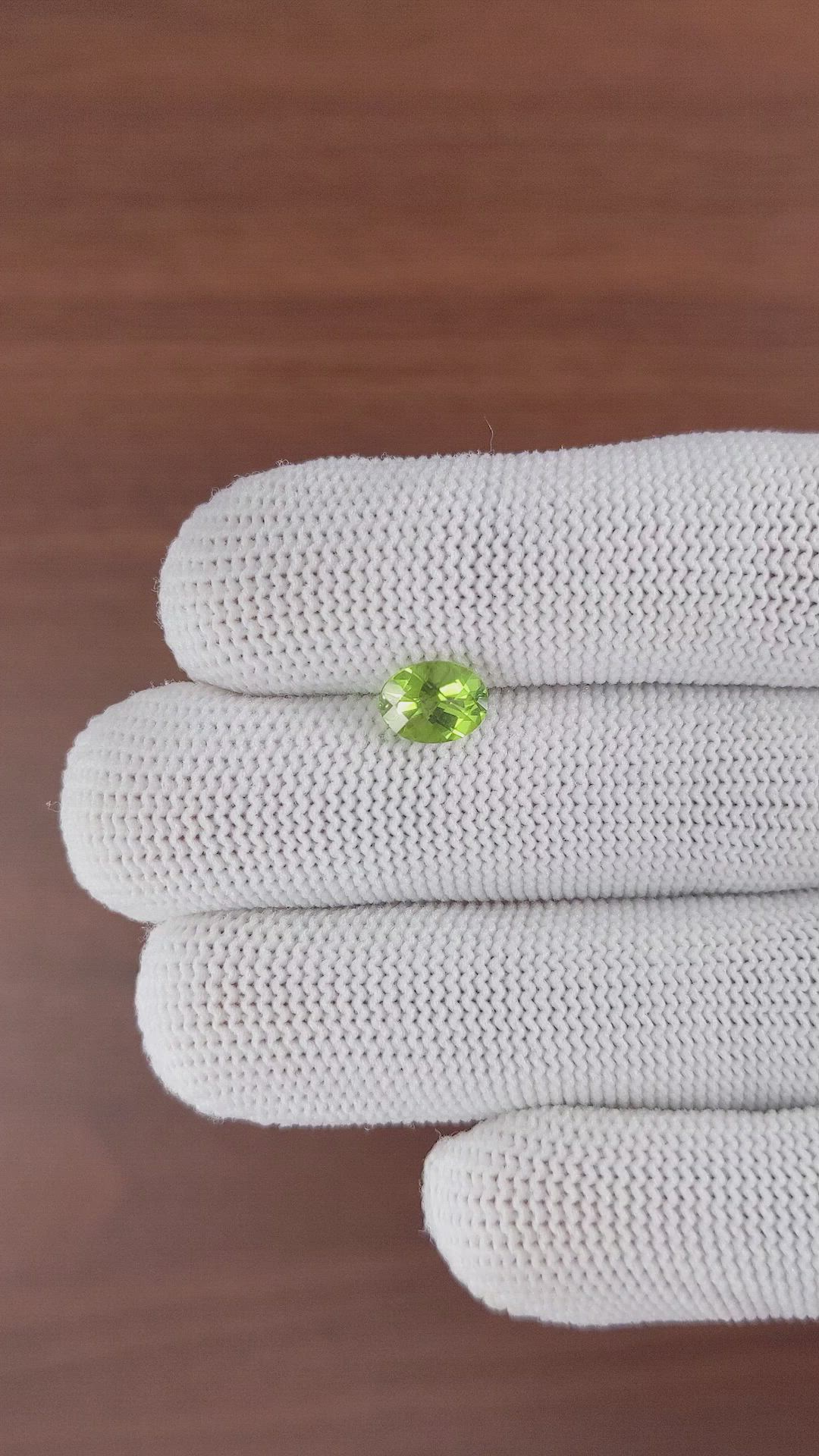 1.29 Ct. Peridot from Ceylon (Sri Lanka) Size Video