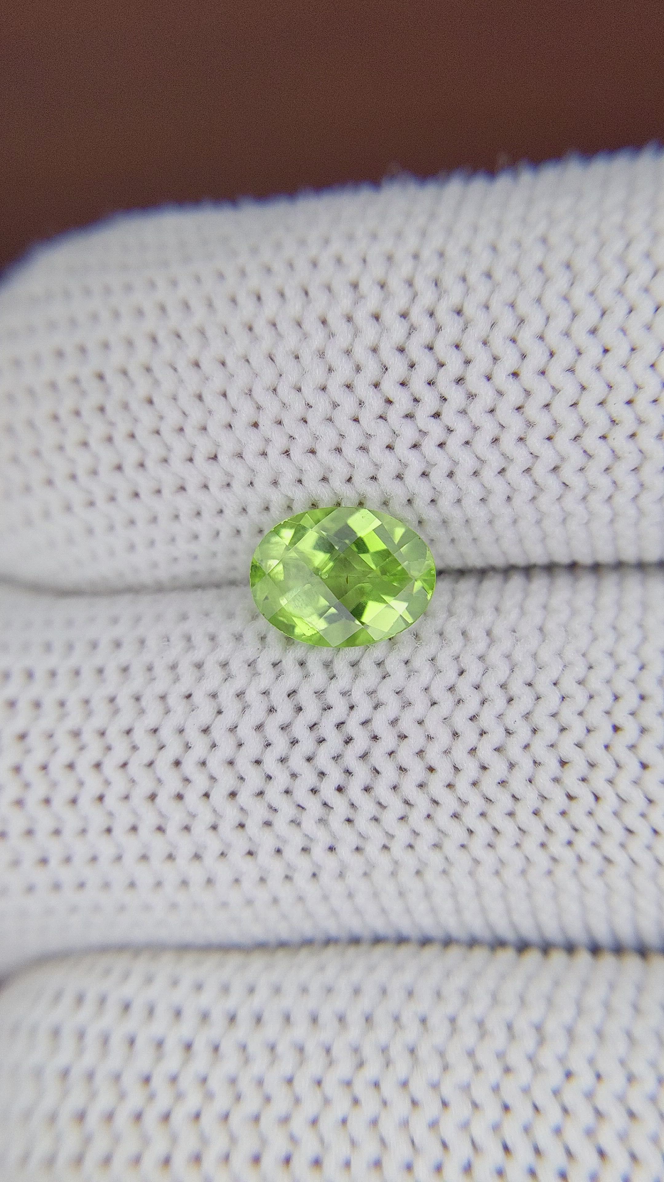 1.35 Ct. Peridot from Ceylon (Sri Lanka) Size Video