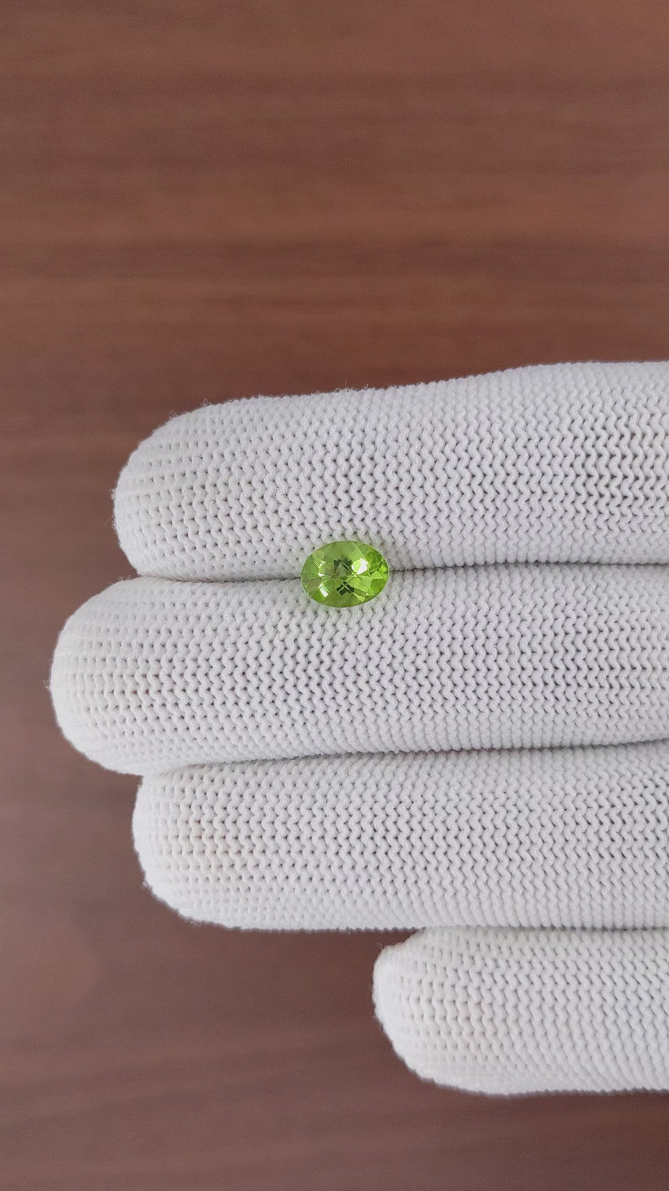 1.37 Ct. Peridot from Ceylon (Sri Lanka) Size Video