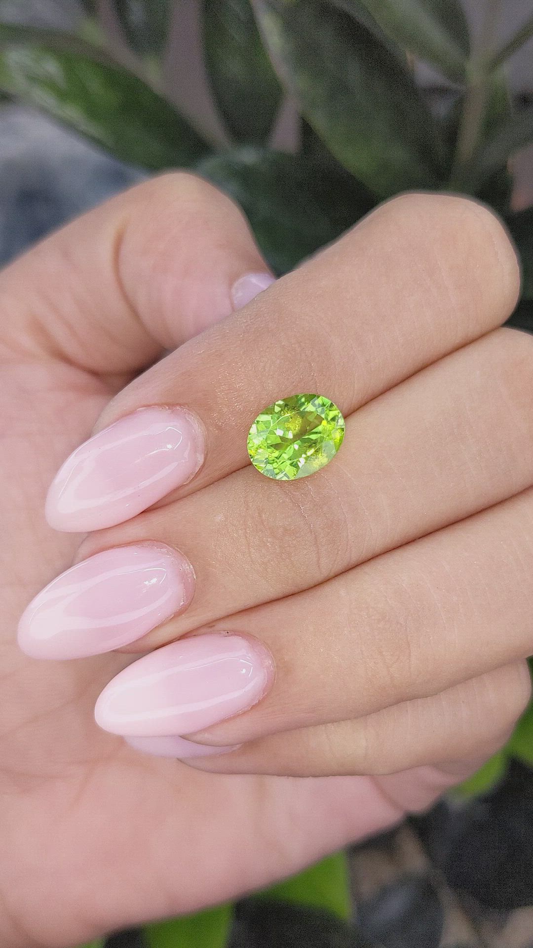 2.70 Ct. Peridot from Ceylon (Sri Lanka) Size Video