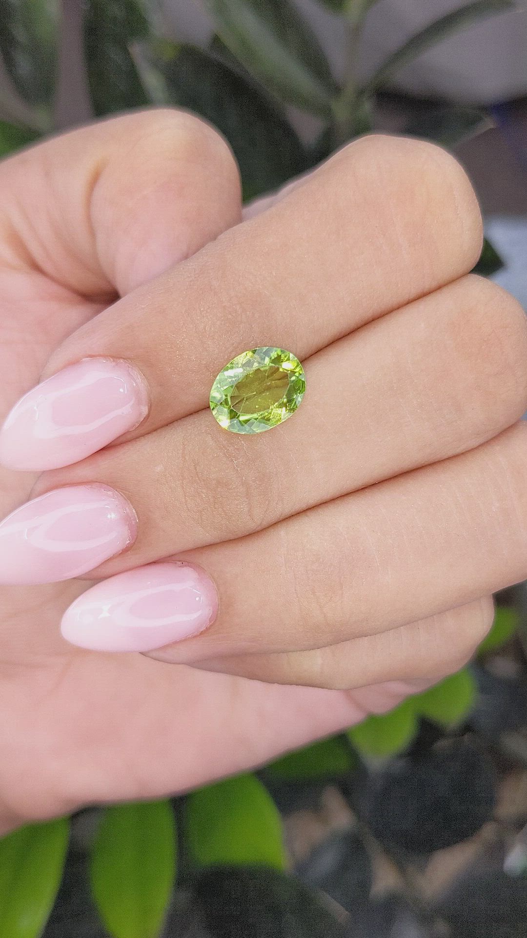 2.25 Ct. Peridot from Ceylon (Sri Lanka) Size Video