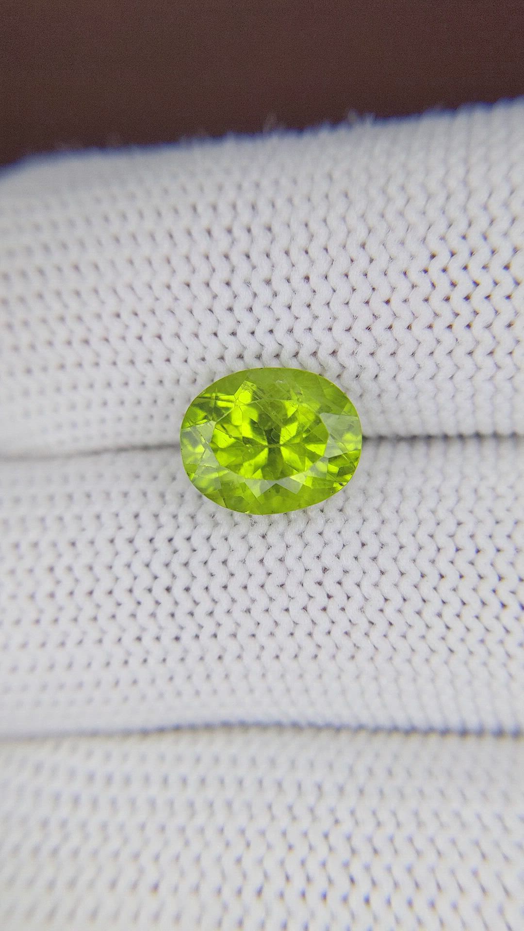 3.23 Ct. Peridot from Ceylon (Sri Lanka) Size Video