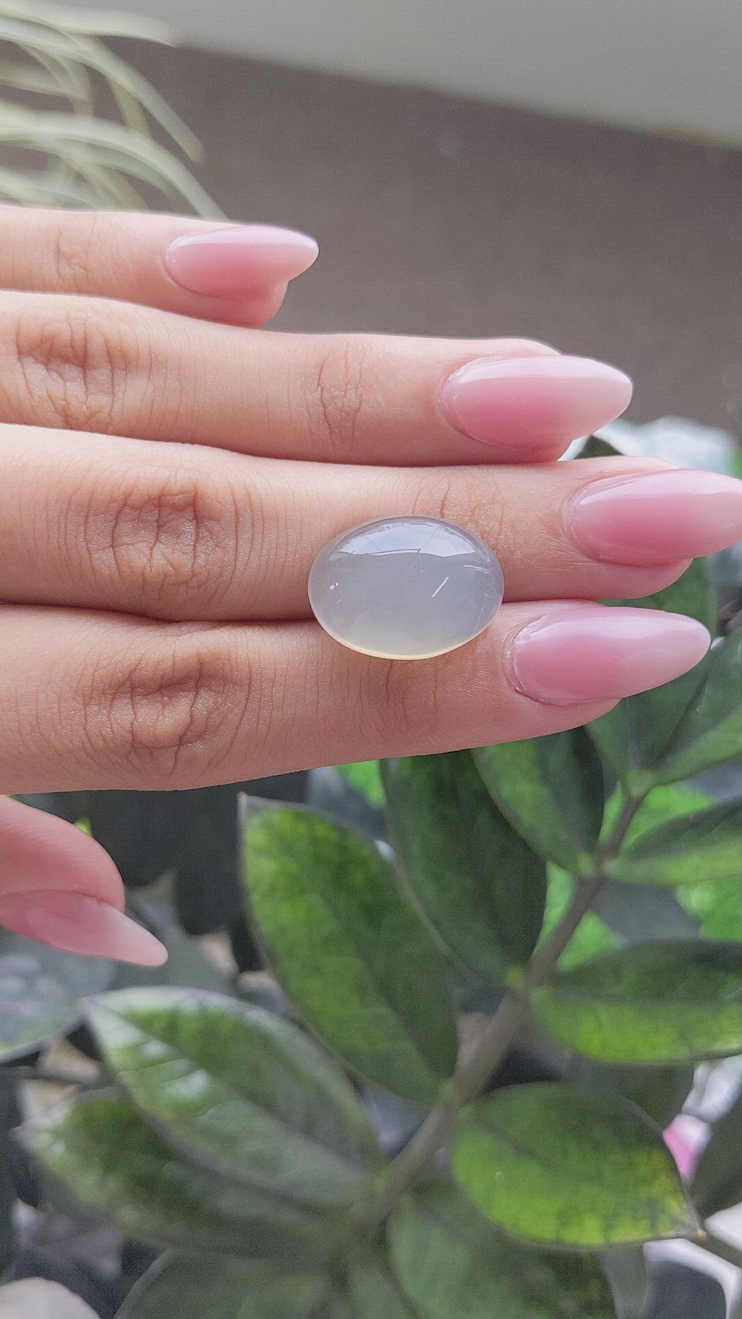 17.25 Ct. Cabochon Moonstone from Ceylon (Sri Lanka) Size Video