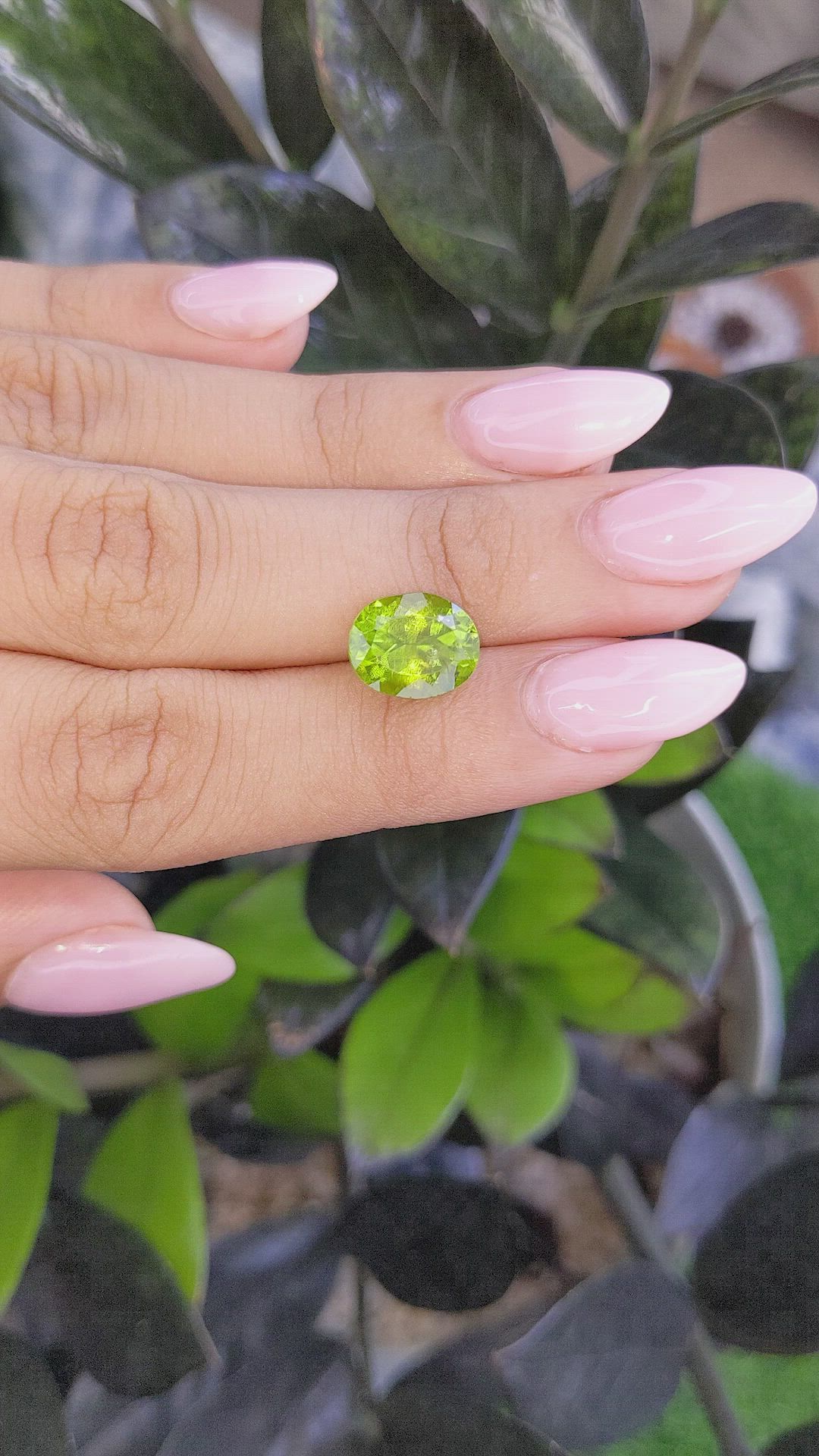 4.38 Ct. Peridot from Ceylon (Sri Lanka) Size Video