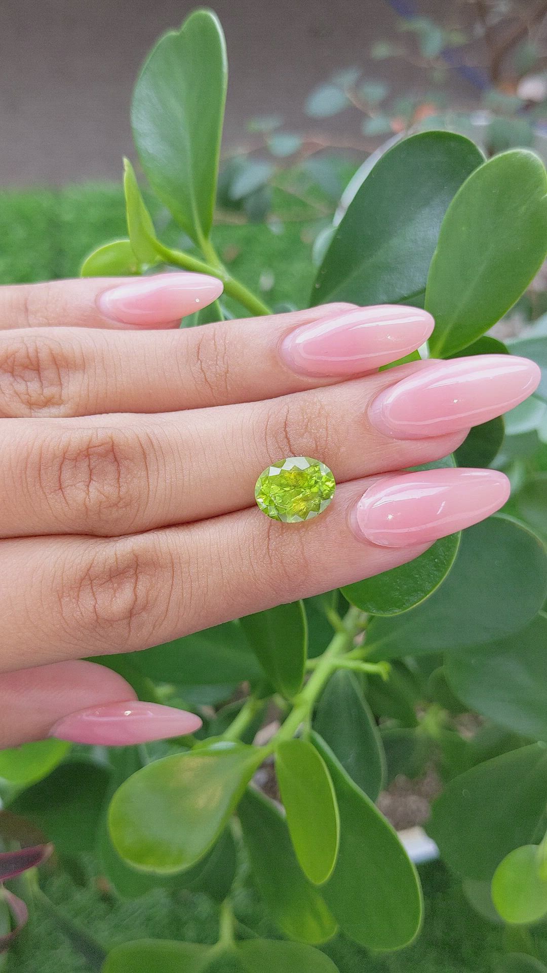 3.93 Ct. Peridot from Ceylon (Sri Lanka) Size Video