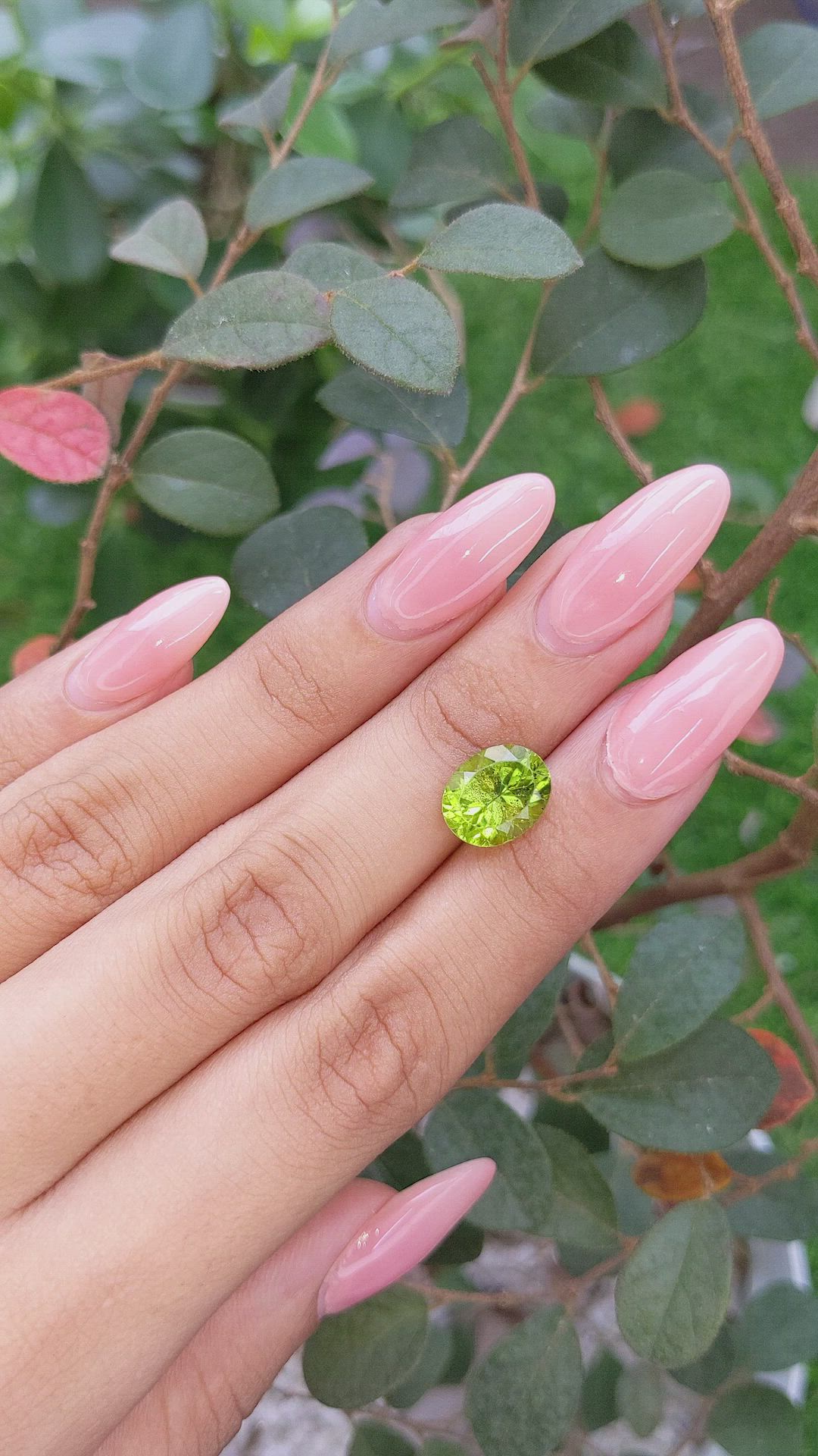 4.03 Ct. Peridot from Ceylon (Sri Lanka) Size Video