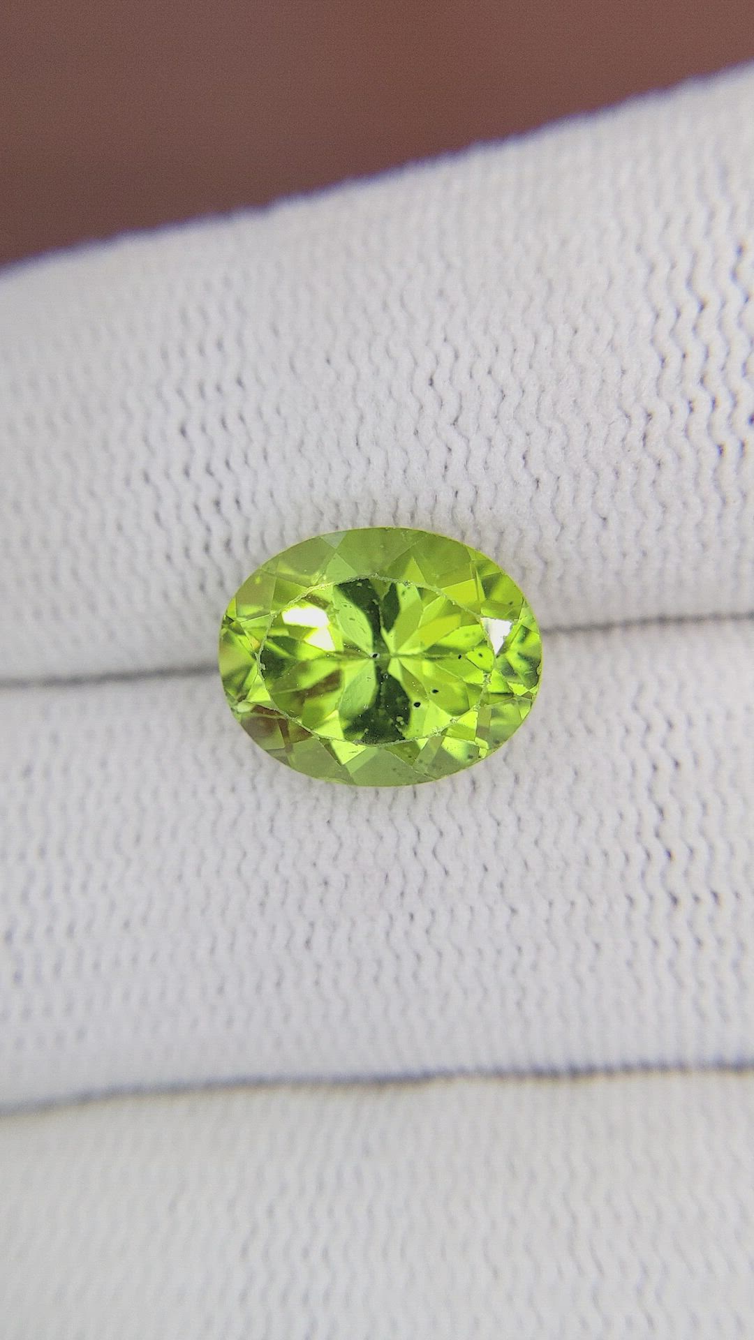 4.03 Ct. Peridot from Ceylon (Sri Lanka) Size Video
