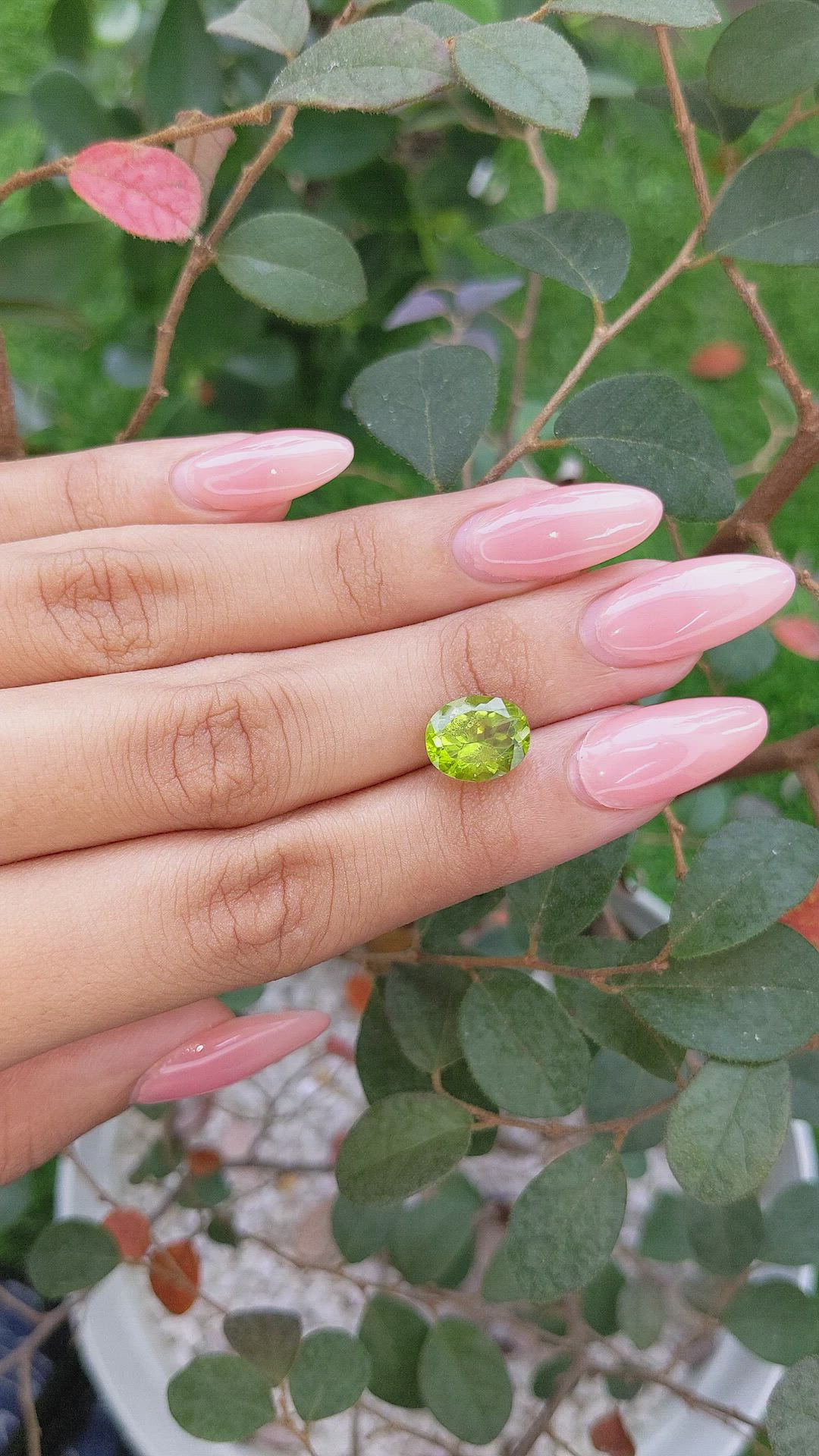 3.94 Ct. Peridot from Ceylon (Sri Lanka) Size Video