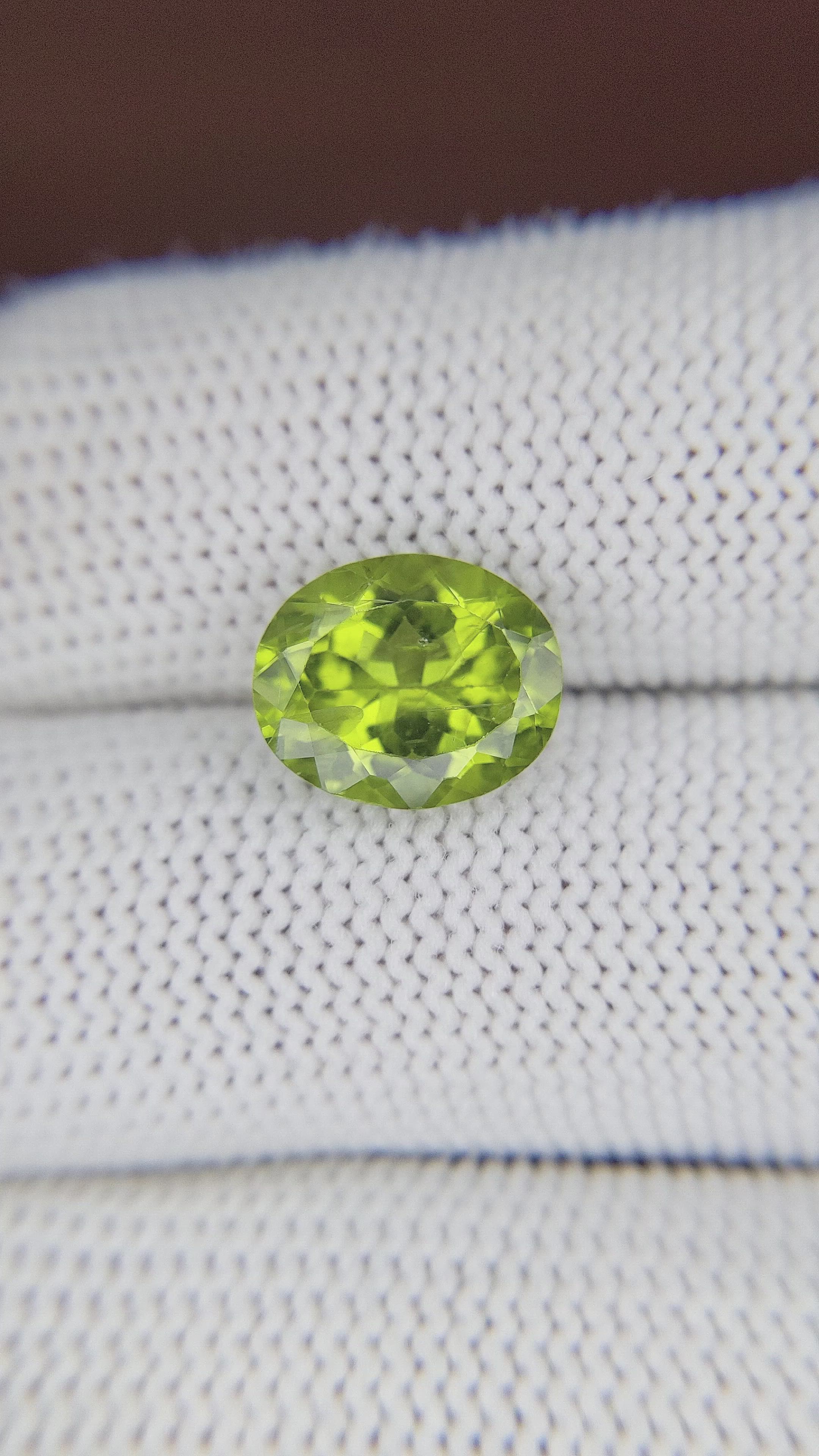 3.94 Ct. Peridot from Ceylon (Sri Lanka) Size Video