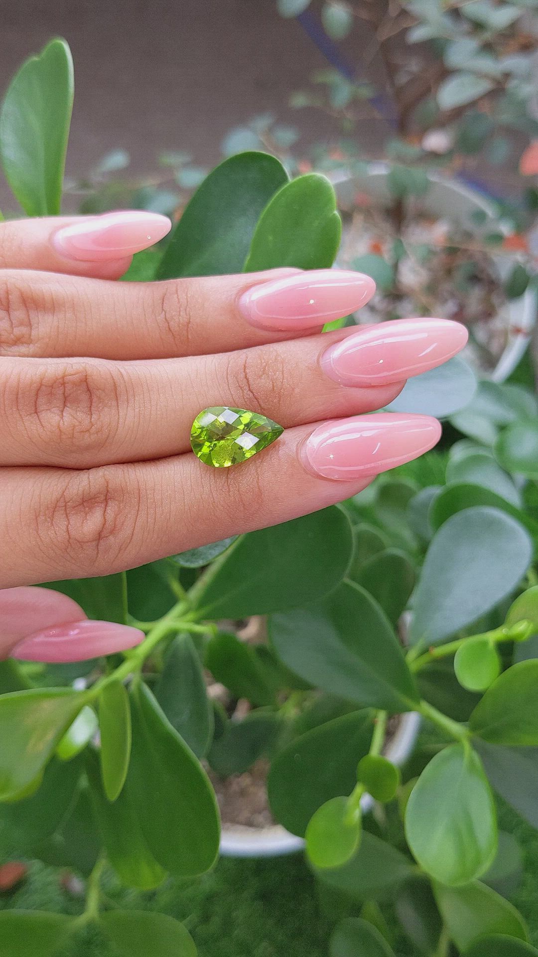 4.46 Ct. Peridot from Ceylon (Sri Lanka) Size Video