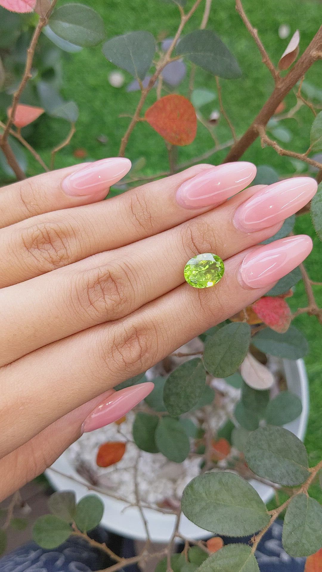 4.28 Ct. Peridot from Ceylon (Sri Lanka) Size Video