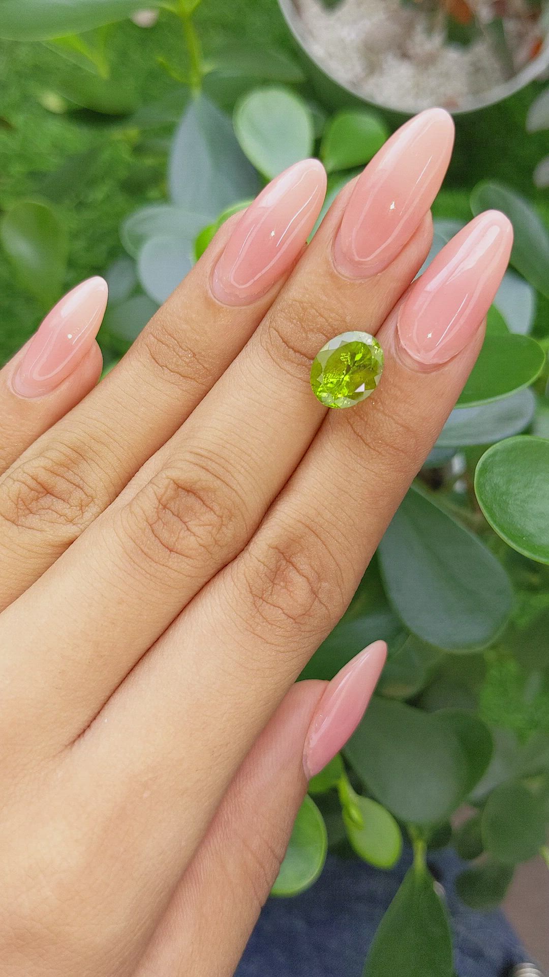 4.14 Ct. Peridot from Ceylon (Sri Lanka) Size Video