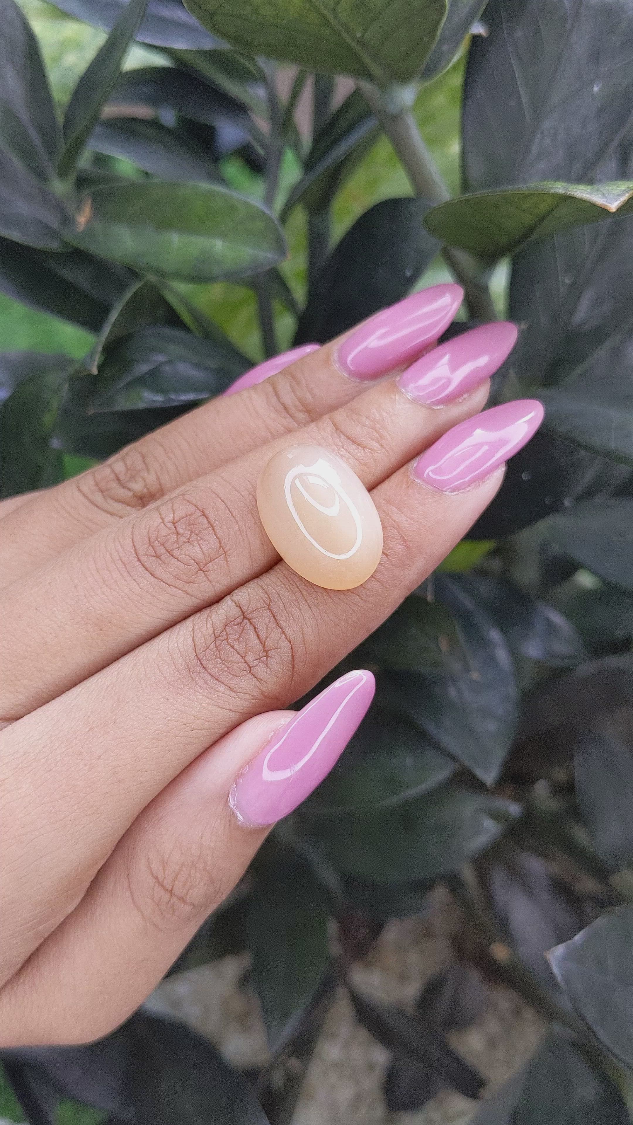 20.49 Ct. Cabochon Moonstone from Ceylon (Sri Lanka) Size Video