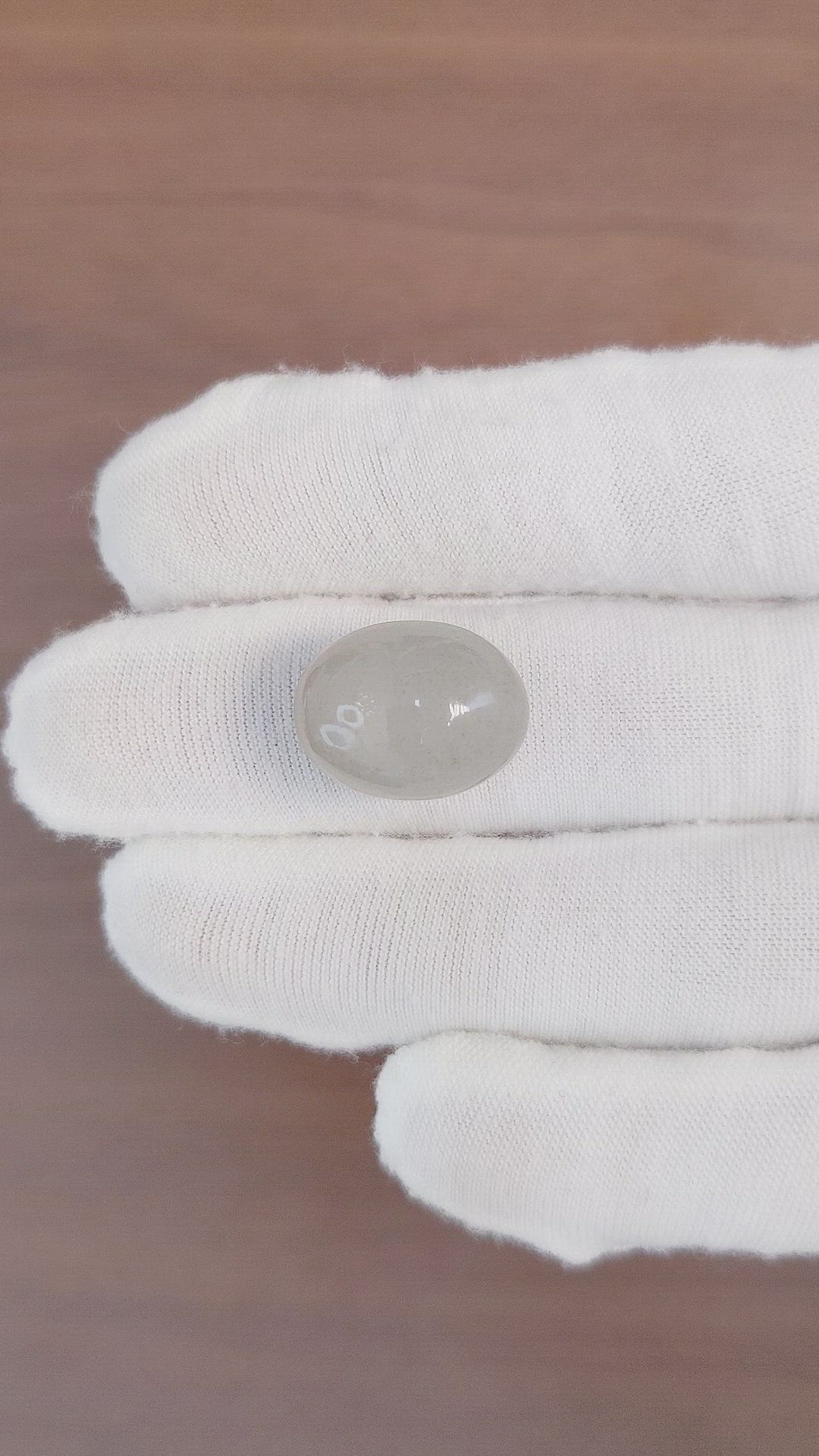 21.93 Ct. Cabochon Moonstone from Ceylon (Sri Lanka) Size Video