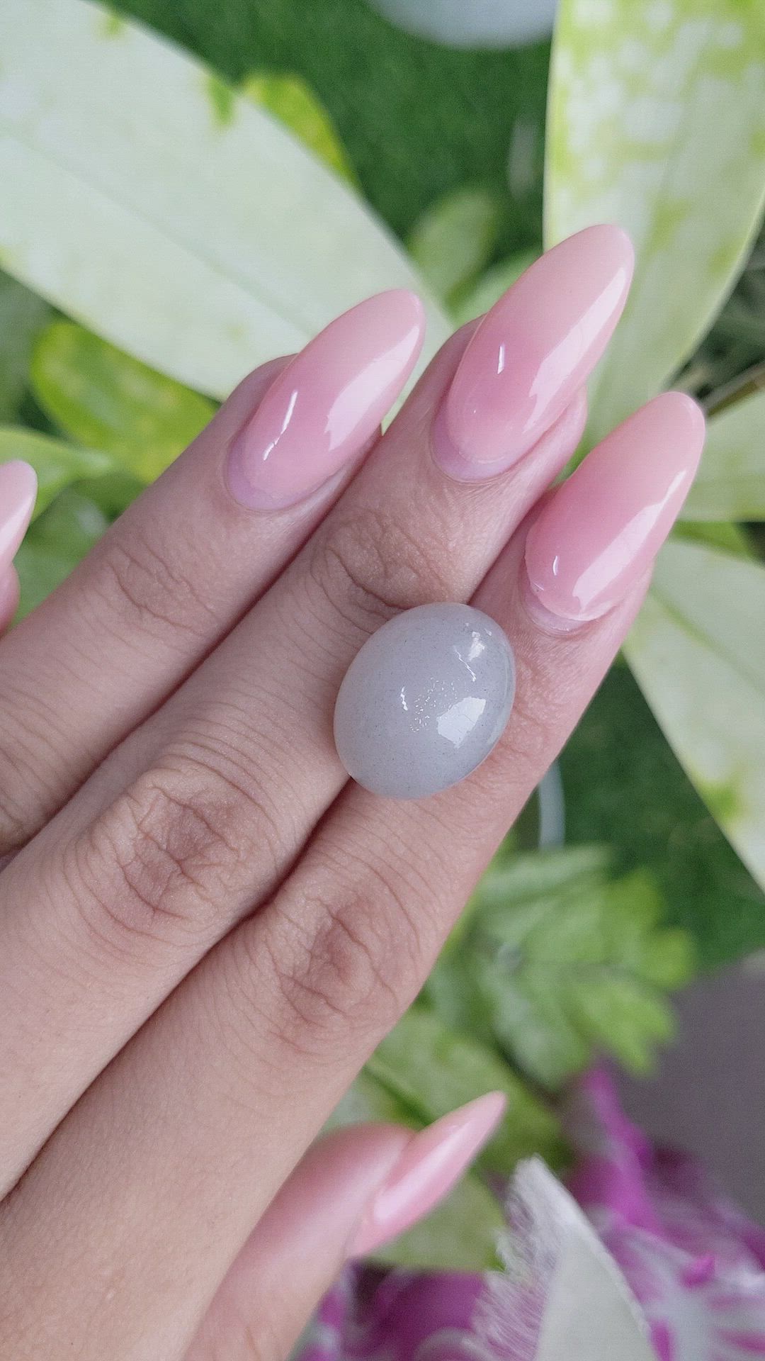 21.93 Ct. Cabochon Moonstone from Ceylon (Sri Lanka) Size Video
