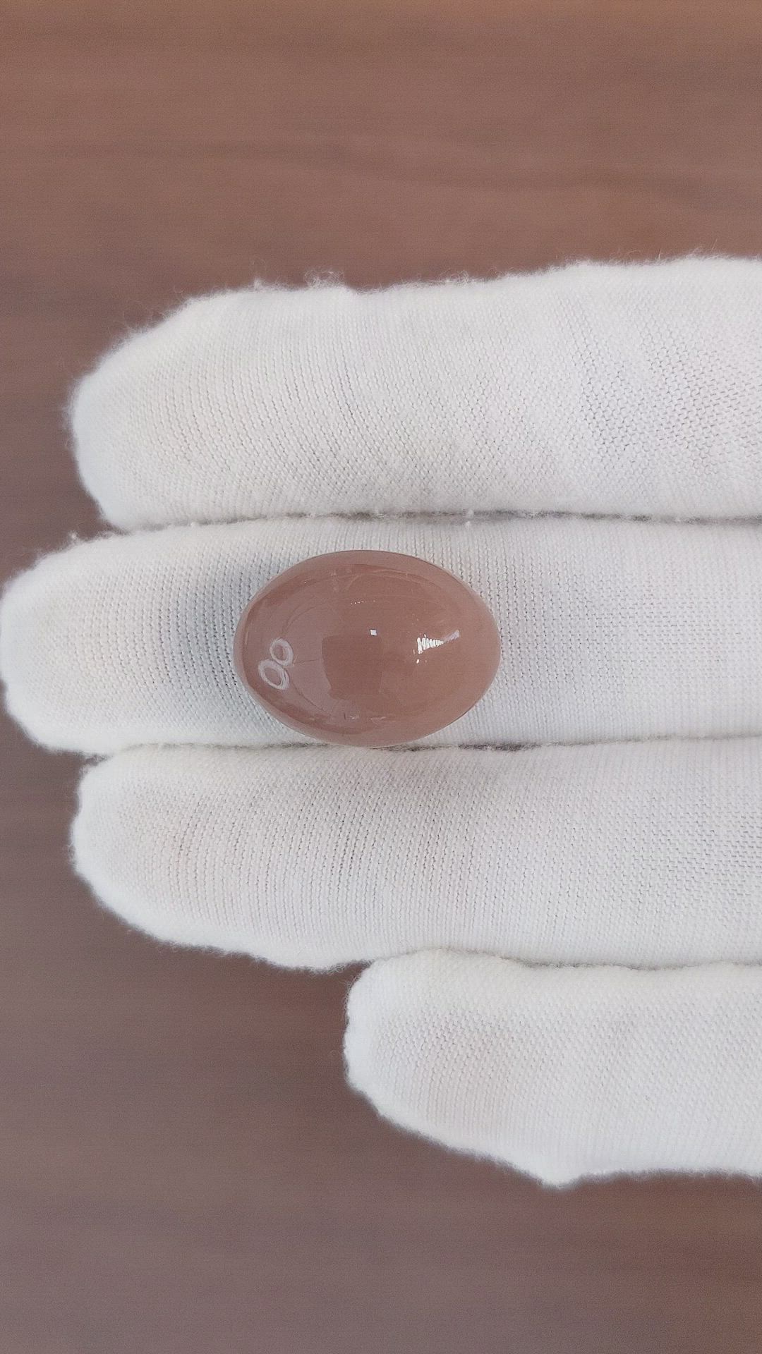 28.01 Ct. Cabochon Moonstone from Ceylon (Sri Lanka) Size Video