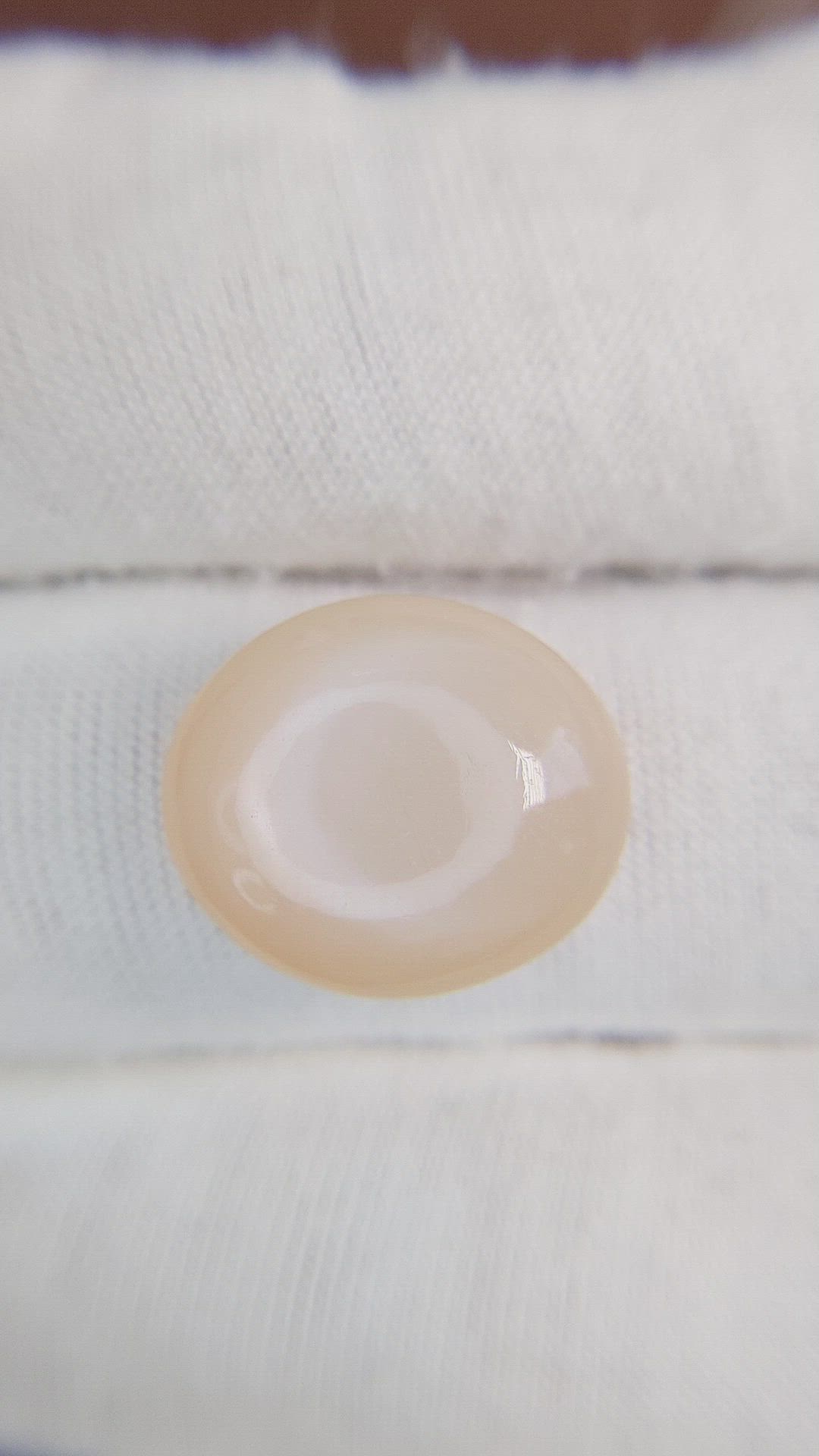 13.20 Ct. Cabochon Moonstone from Ceylon (Sri Lanka) Size Video