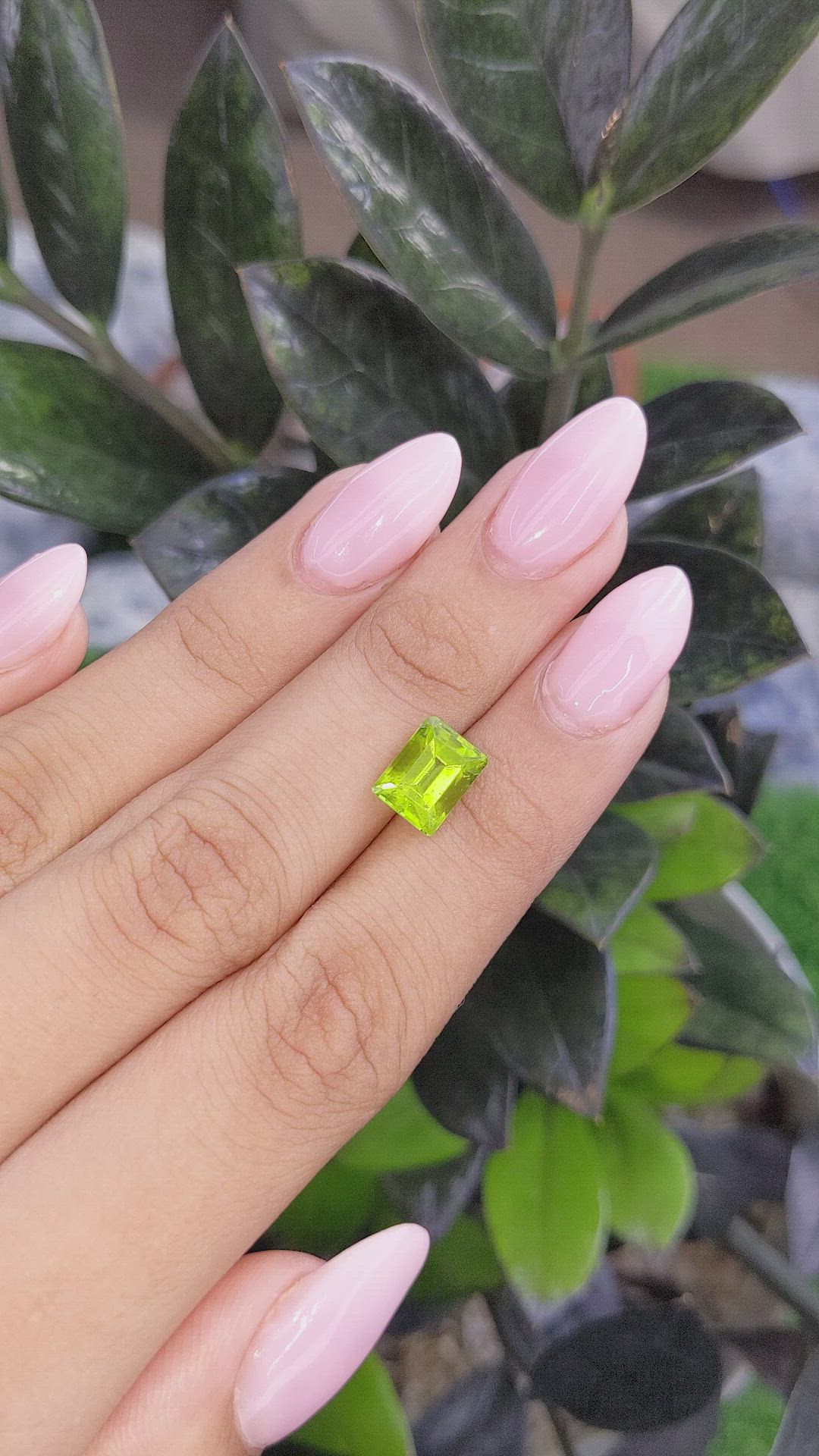 2.89 Ct. Peridot from Ceylon (Sri Lanka) Size Video