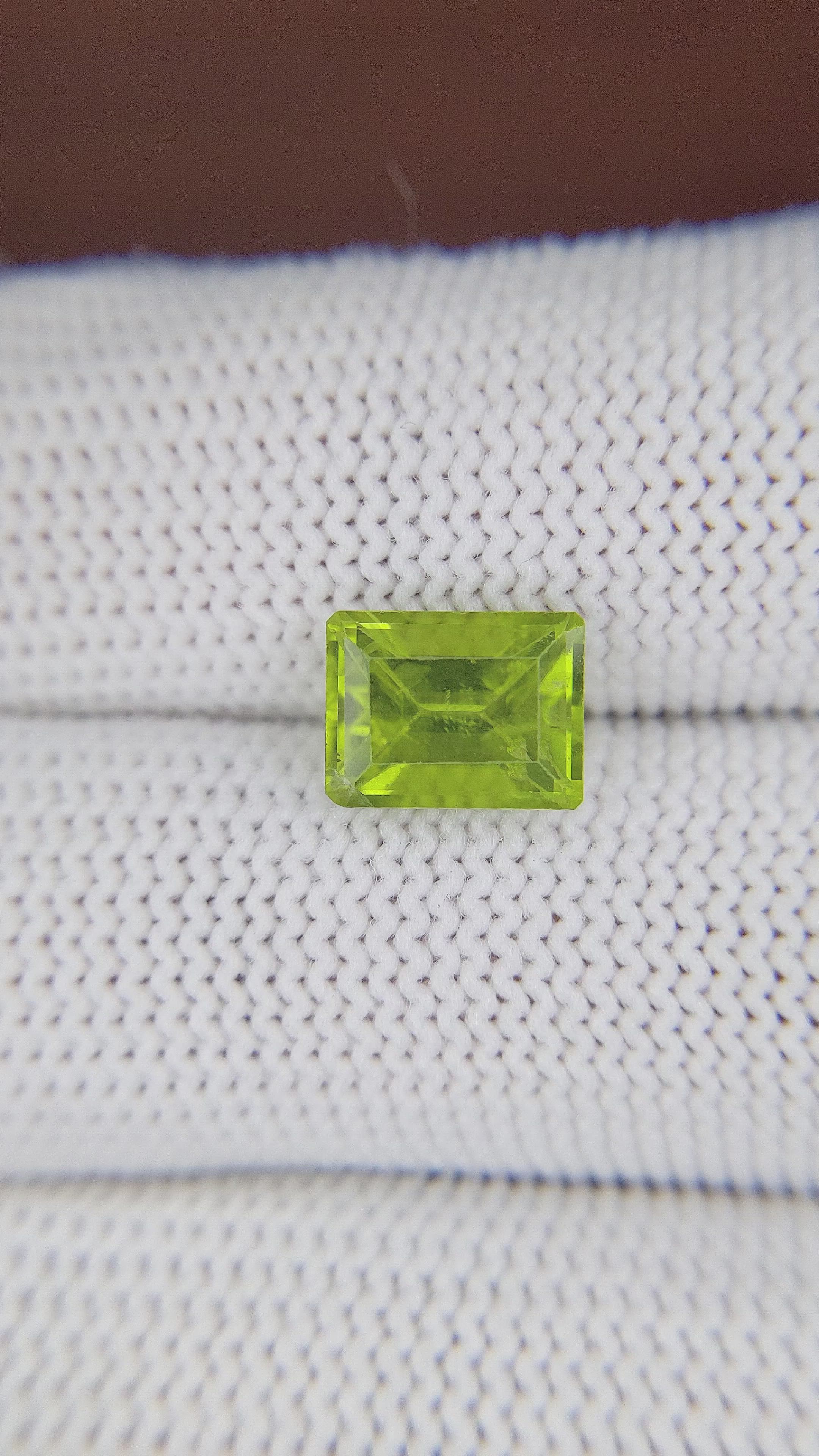 2.89 Ct. Peridot from Ceylon (Sri Lanka) Size Video