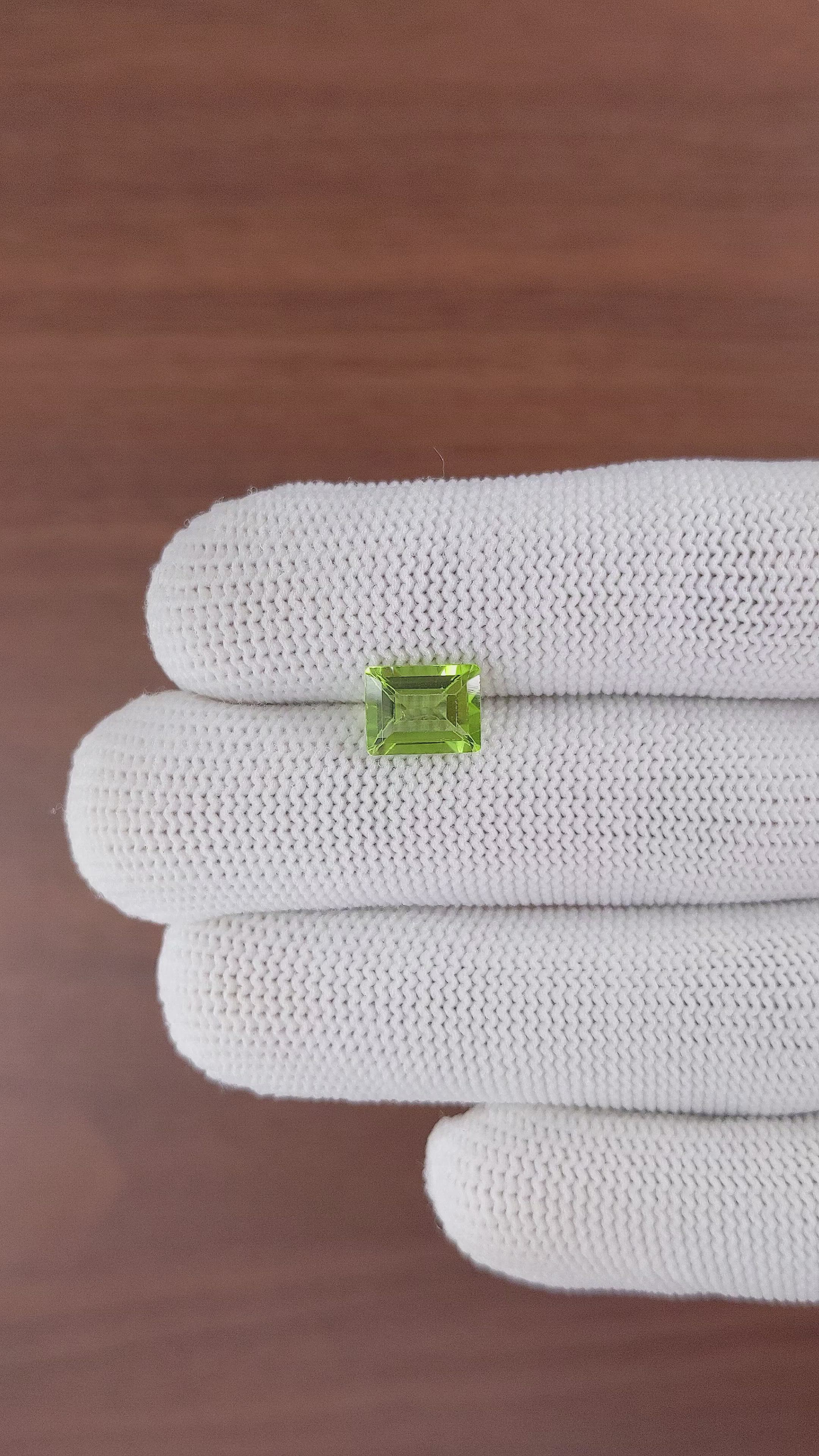 2.44 Ct. Peridot from Ceylon (Sri Lanka) Size Video