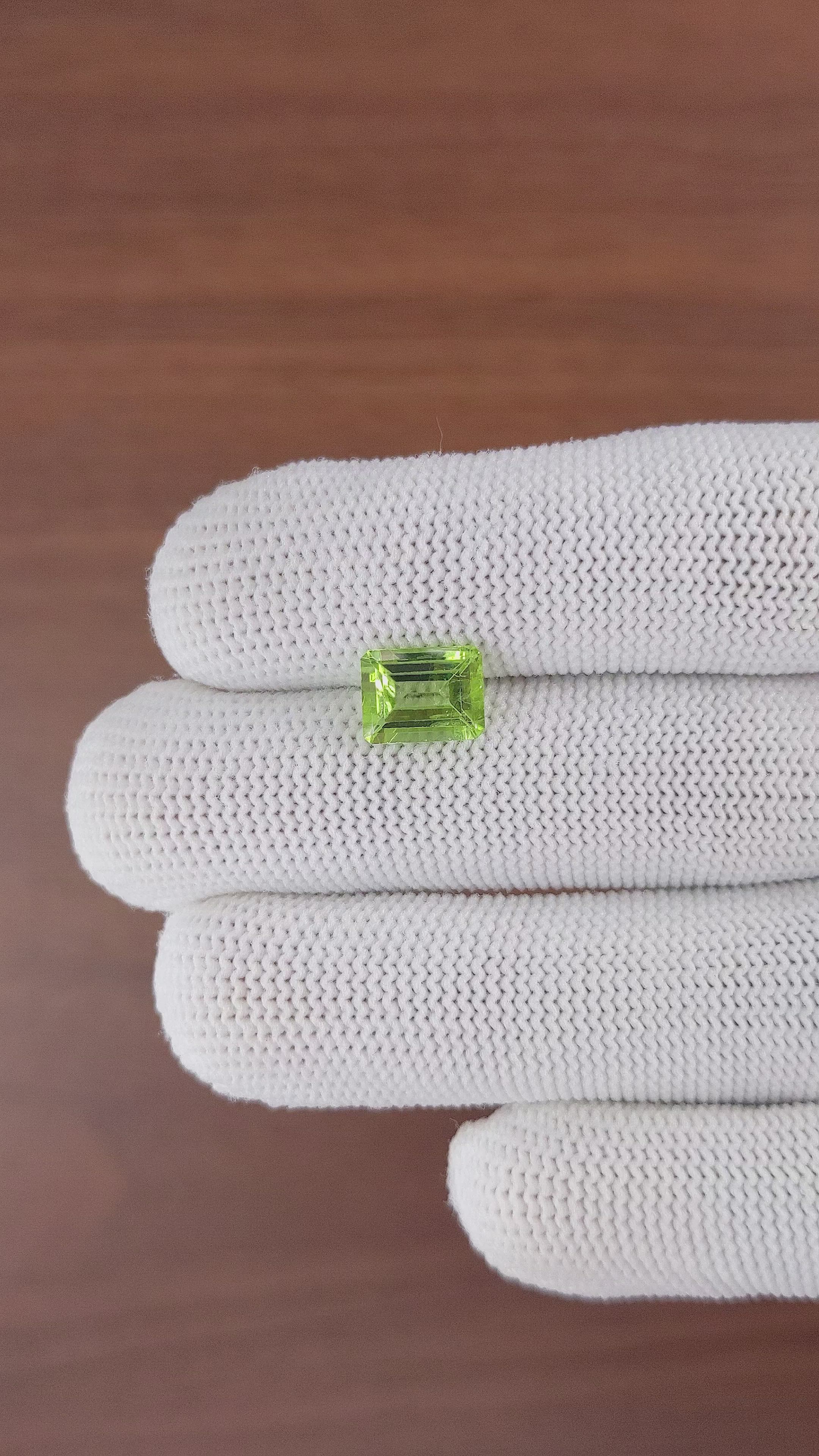 2.40 Ct. Peridot from Ceylon (Sri Lanka) Size Video